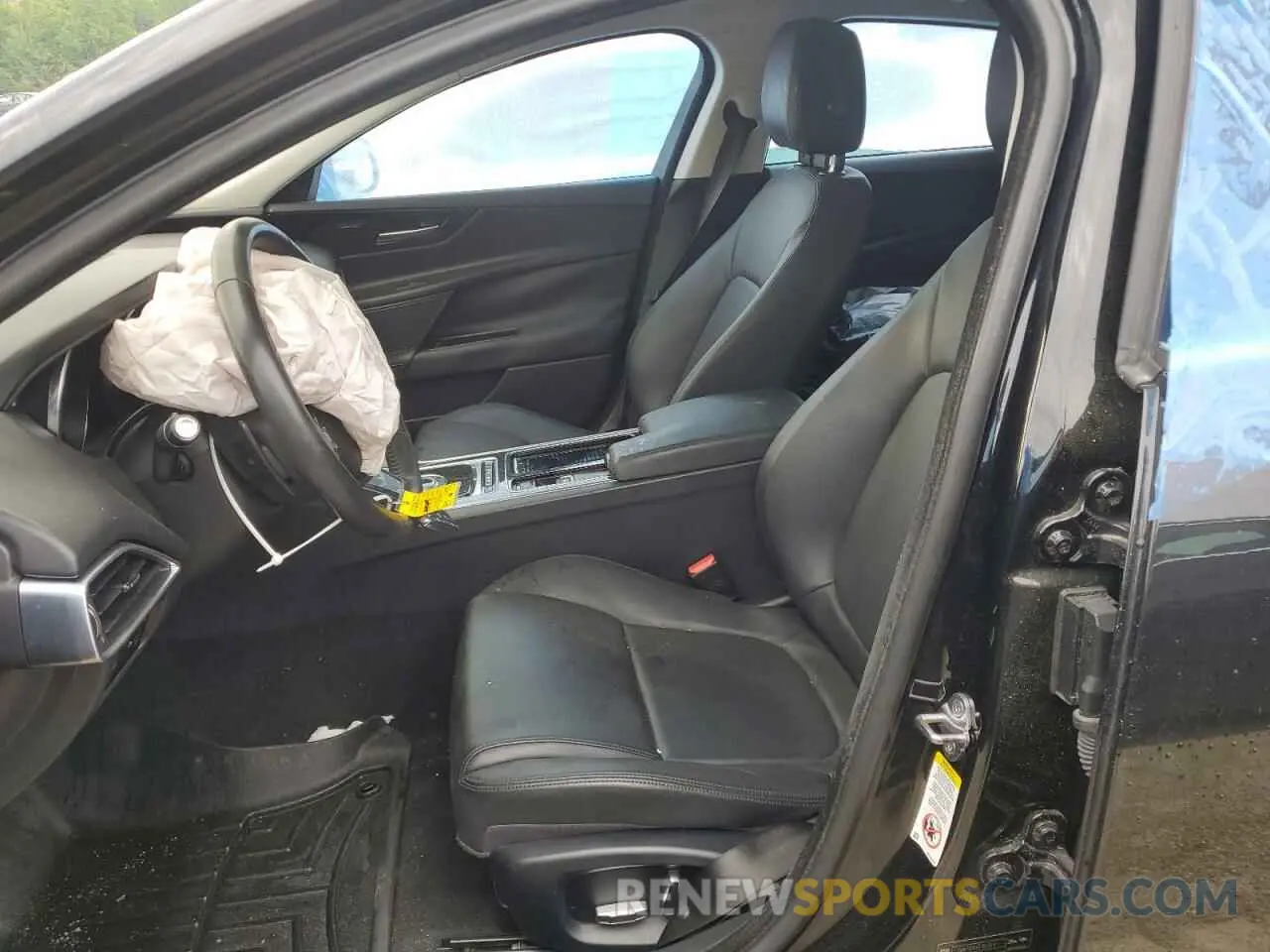 7 Фотография поврежденного автомобиля SAJAD4FX8KCP49202 JAGUAR XE 2019