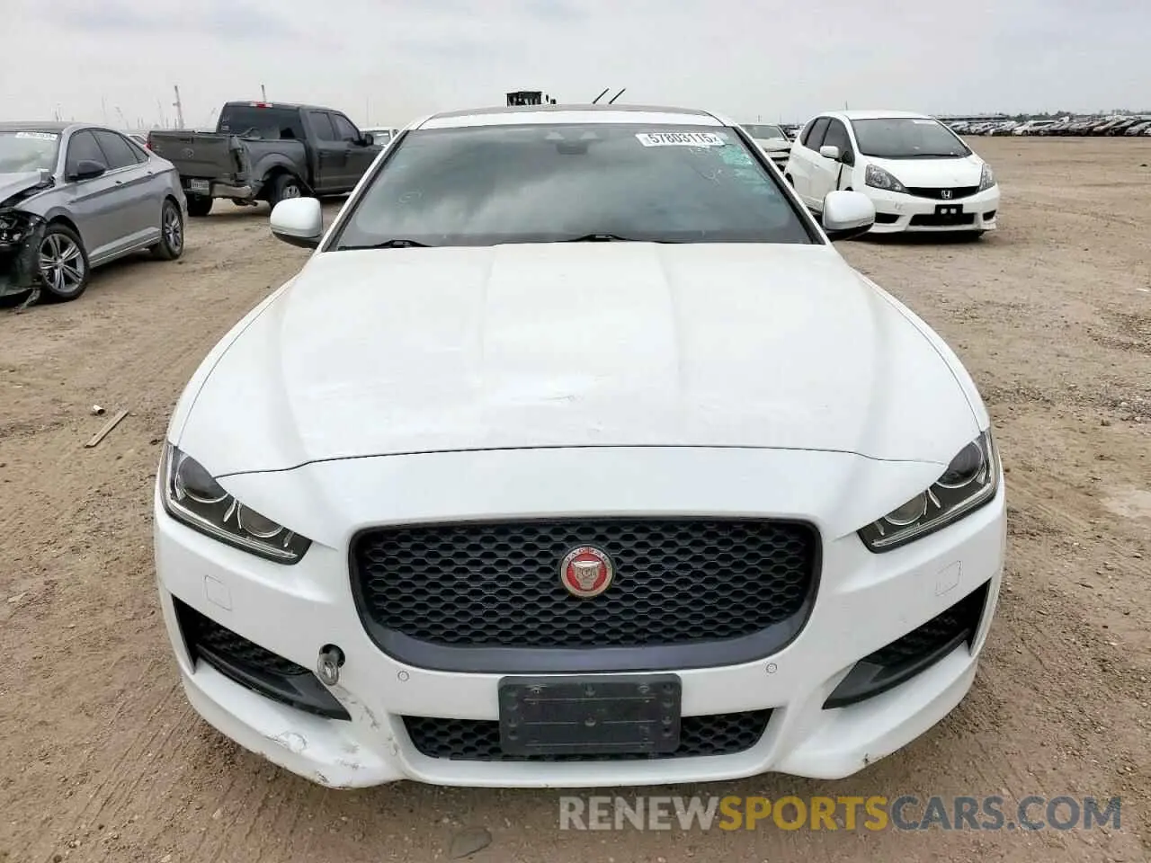 5 Фотография поврежденного автомобиля SAJAF4FX9KCP51339 JAGUAR XE 2019