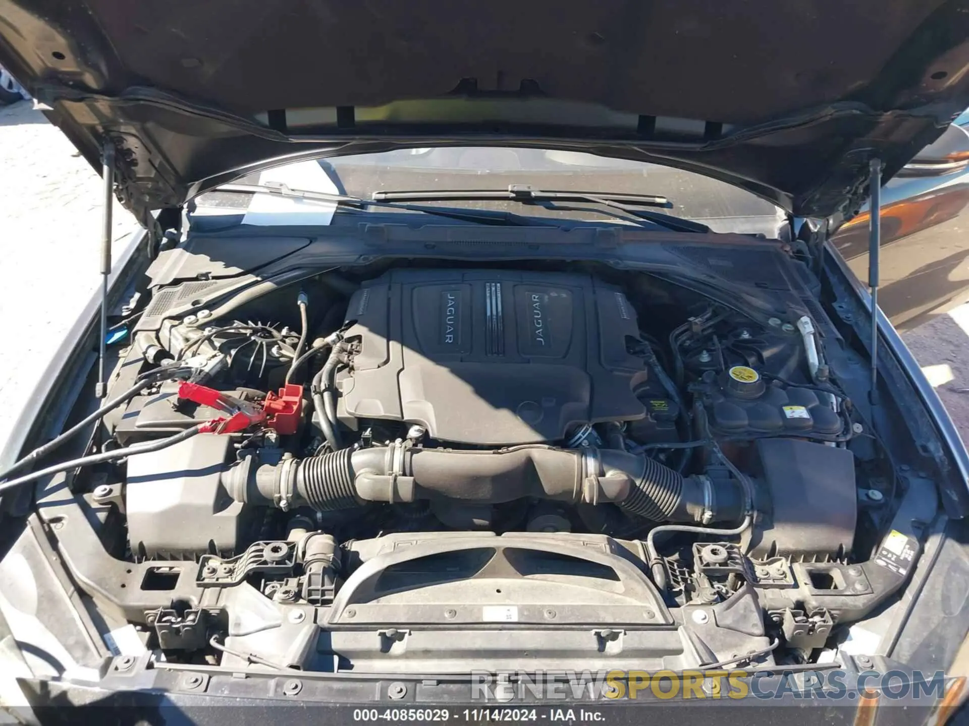 10 Фотография поврежденного автомобиля SAJAG4FVXKCP48915 JAGUAR XE 2019