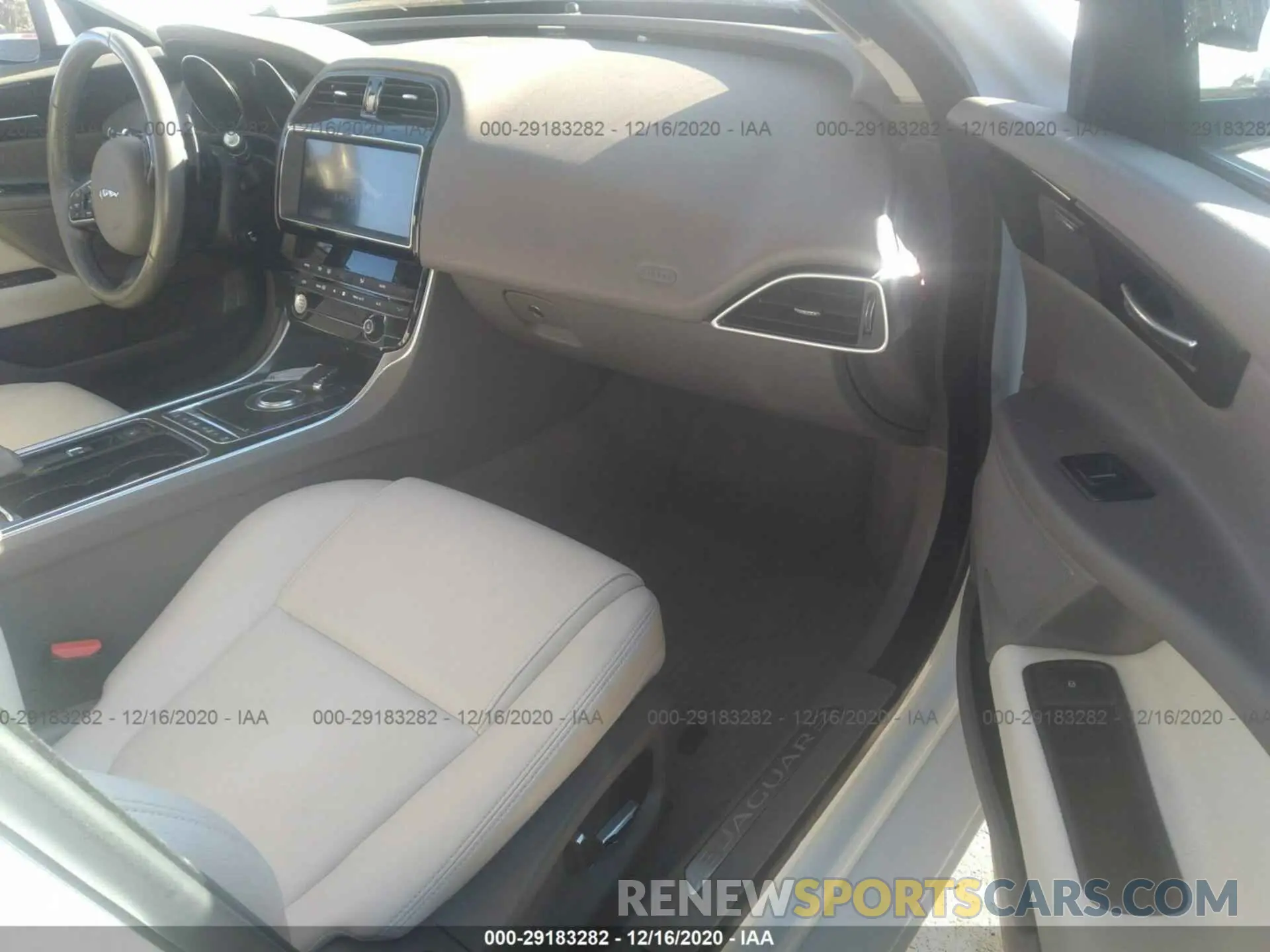 5 Фотография поврежденного автомобиля SAJAJ4FN0KCP47807 JAGUAR XE 2019