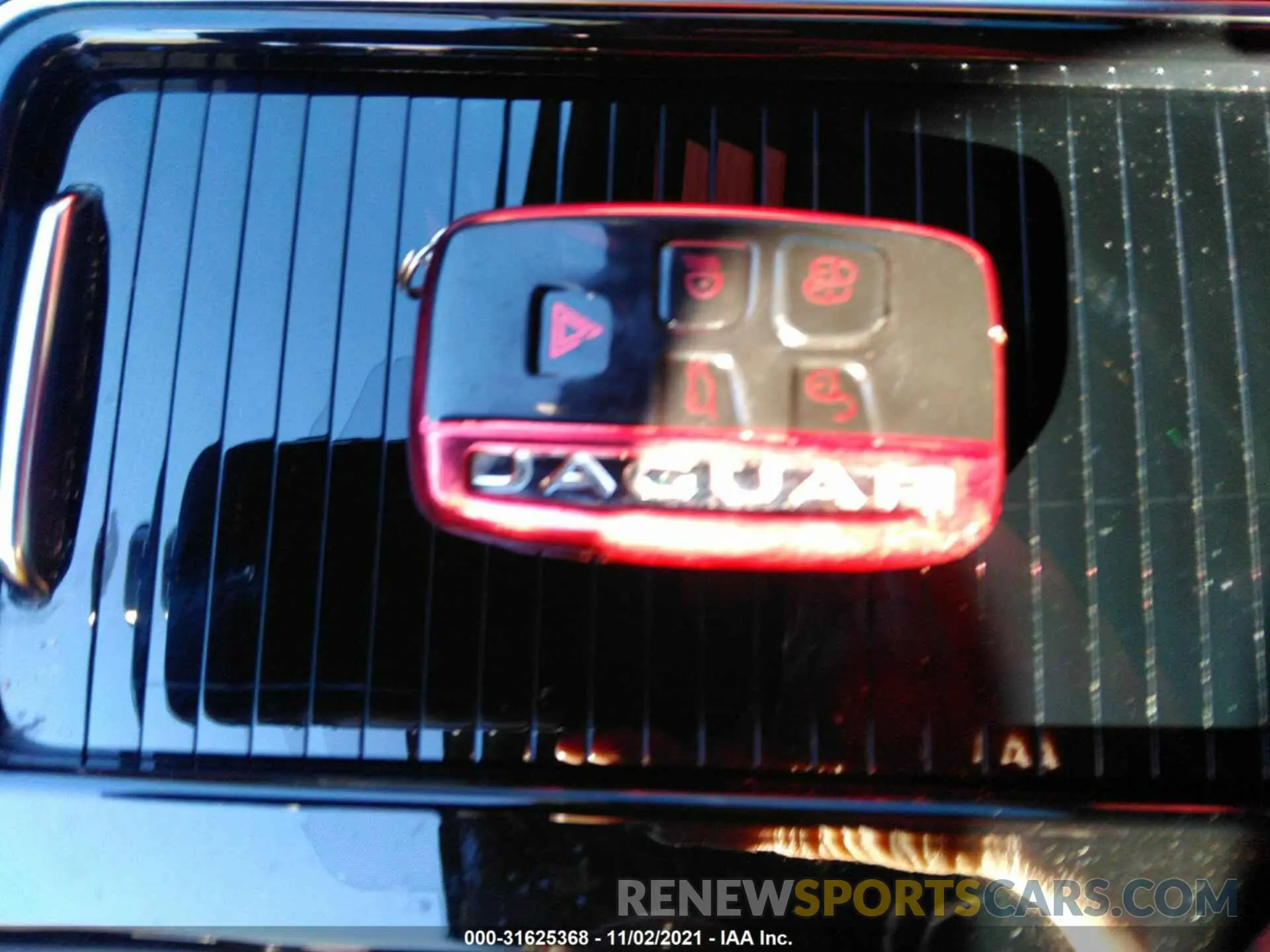 11 Фотография поврежденного автомобиля SAJAP4FX1KCP51610 JAGUAR XE 2019