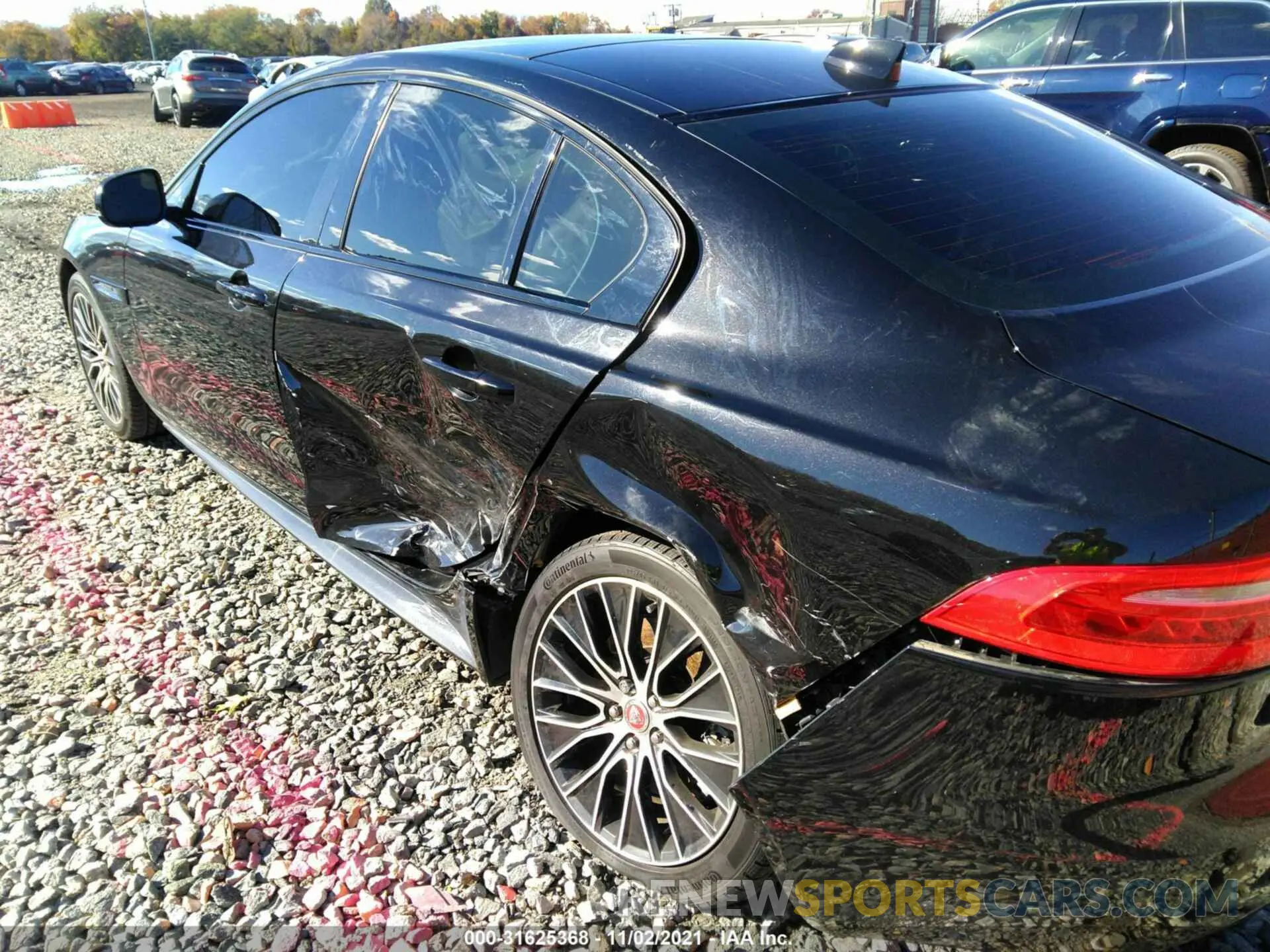 6 Фотография поврежденного автомобиля SAJAP4FX1KCP51610 JAGUAR XE 2019