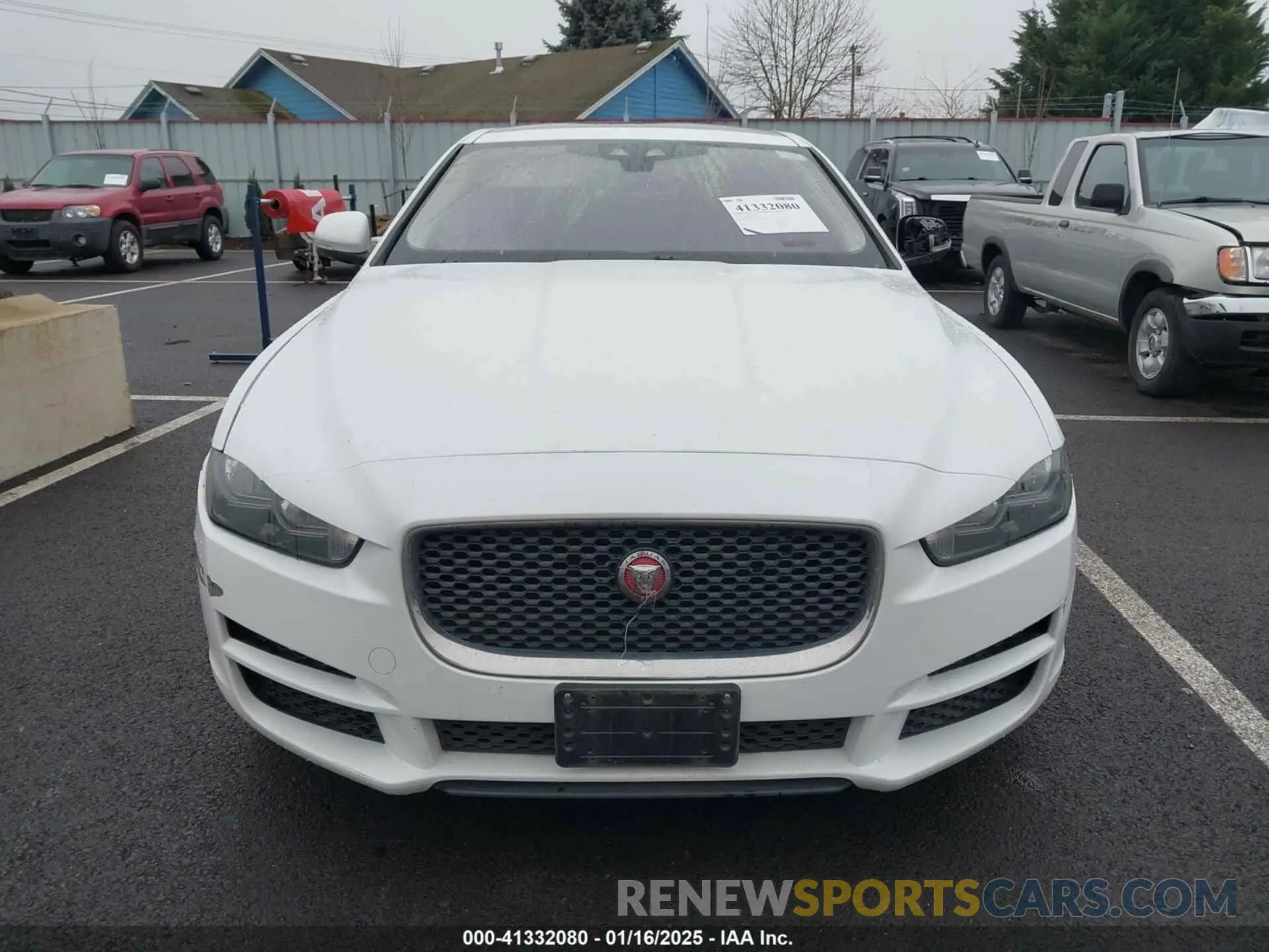 12 Photograph of a damaged car SAJAR4FX0KCP52659 JAGUAR XE 2019
