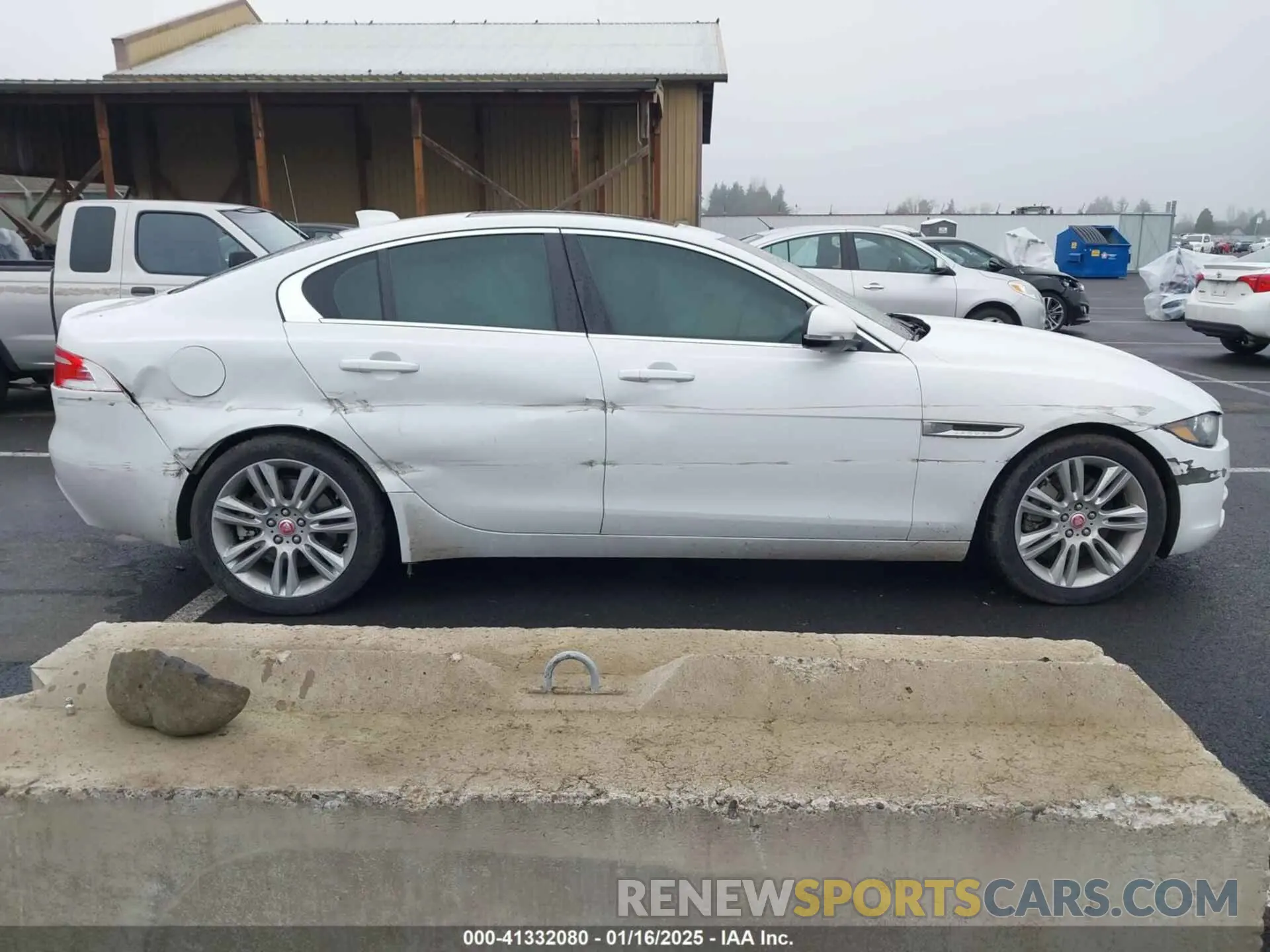 13 Photograph of a damaged car SAJAR4FX0KCP52659 JAGUAR XE 2019