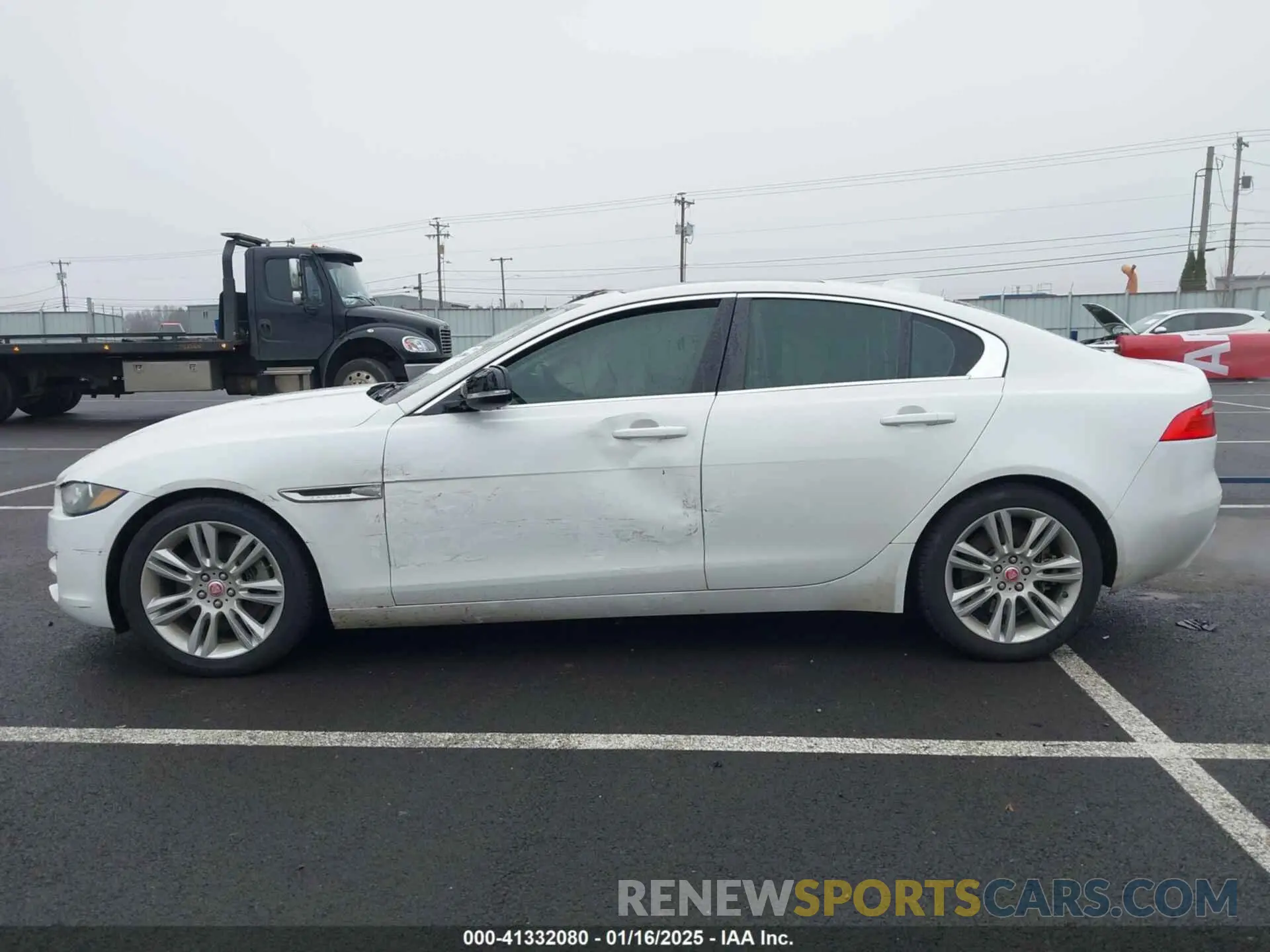 14 Photograph of a damaged car SAJAR4FX0KCP52659 JAGUAR XE 2019