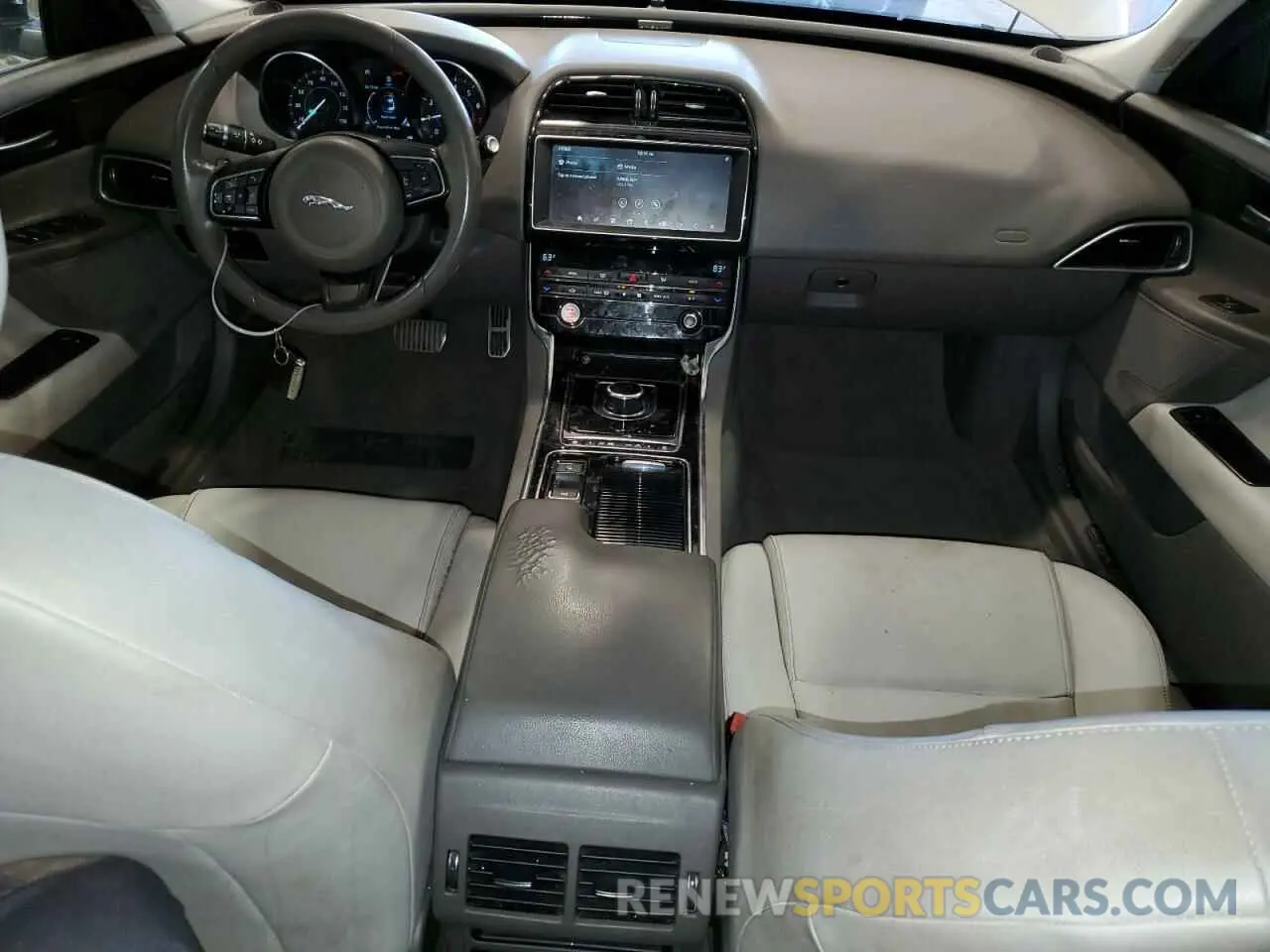 8 Фотография поврежденного автомобиля SAJAR4FX3KCP48279 JAGUAR XE 2019