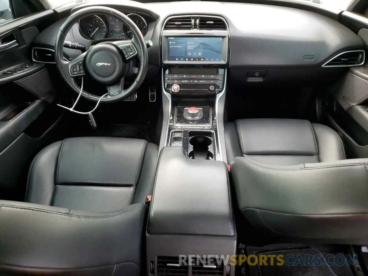 8 Фотография поврежденного автомобиля SAJAR4FX3KCP49951 JAGUAR XE 2019
