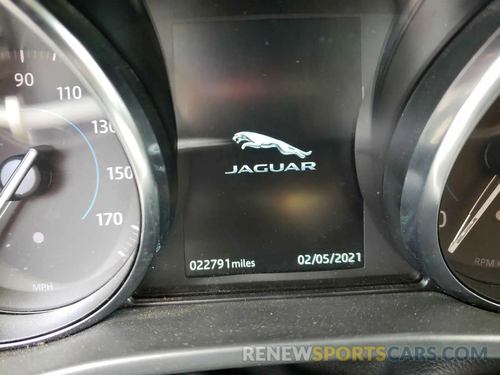 8 Photograph of a damaged car SAJAR4FX6KCP52875 JAGUAR XE 2019