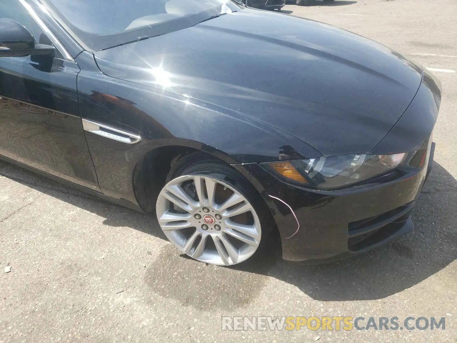 9 Photograph of a damaged car SAJAR4FX6KCP52875 JAGUAR XE 2019