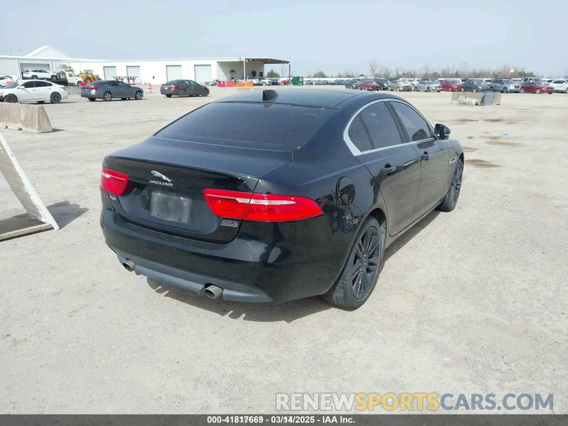 4 Photograph of a damaged car SAJAS4FX2KCP52702 JAGUAR XE 2019