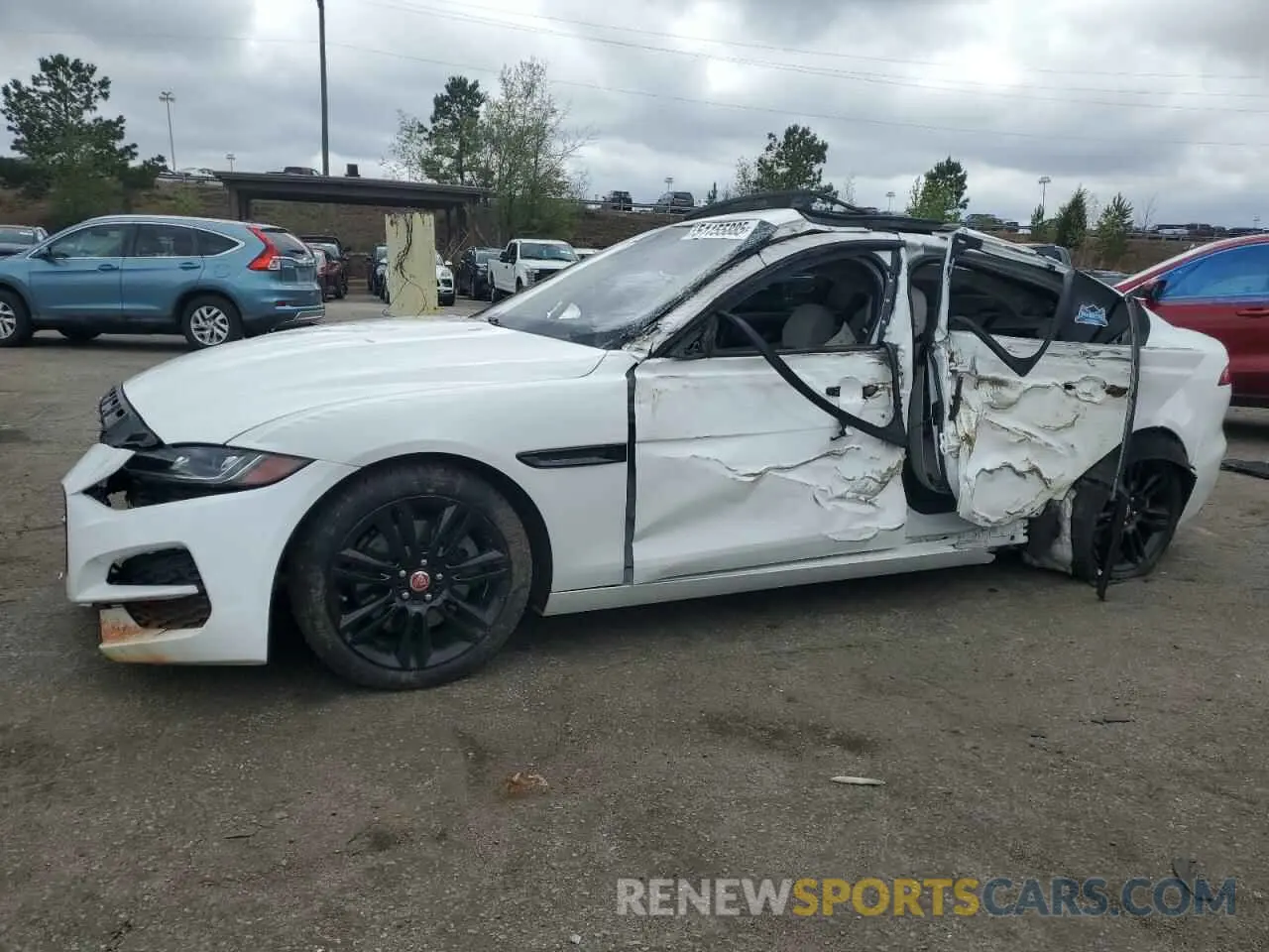 1 Photograph of a damaged car SAJAE4FXXLCP64525 JAGUAR XE 2020