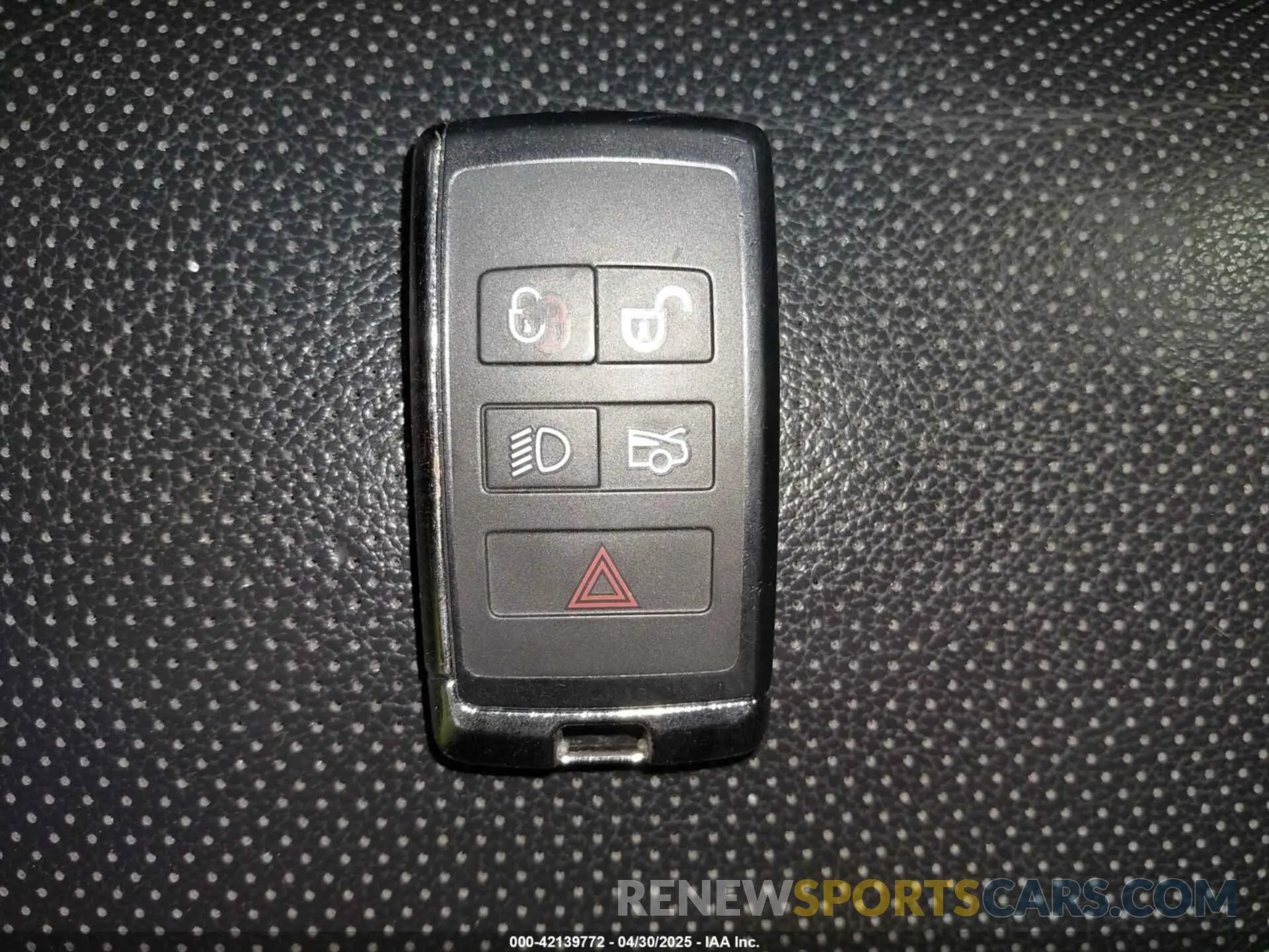 11 Фотография поврежденного автомобиля SAJAJ4FX3LCP58609 JAGUAR XE 2020
