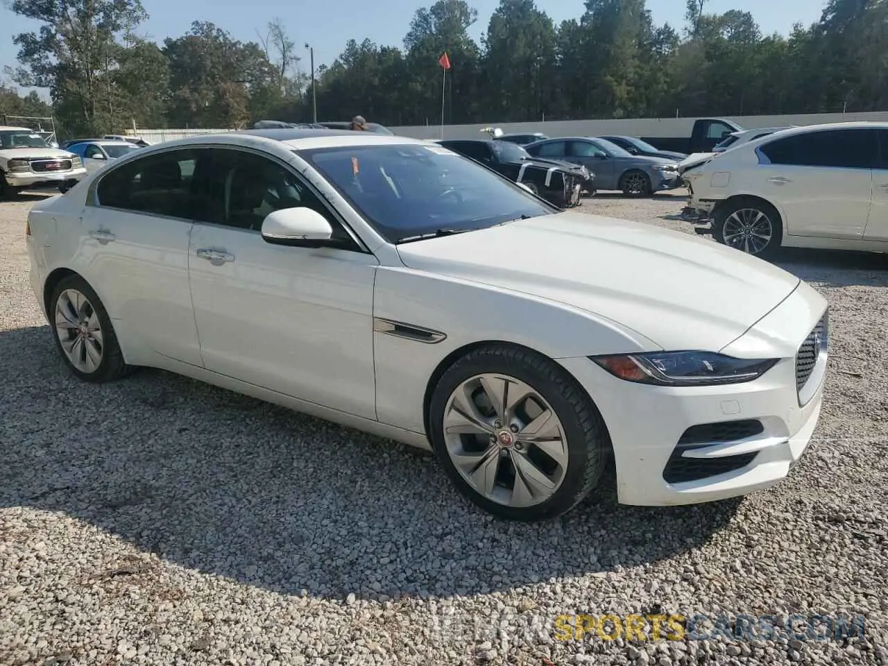 4 Фотография поврежденного автомобиля SAJAJ4FX5LCP65058 JAGUAR XE 2020