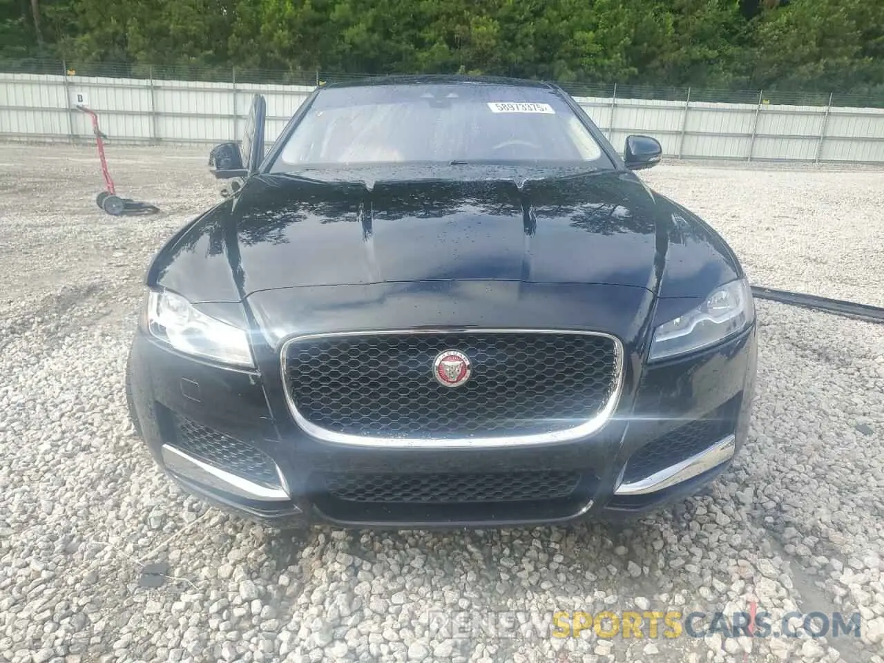 5 Photograph of a damaged car SAJBD4FX2KCY81148 JAGUAR XF 2019