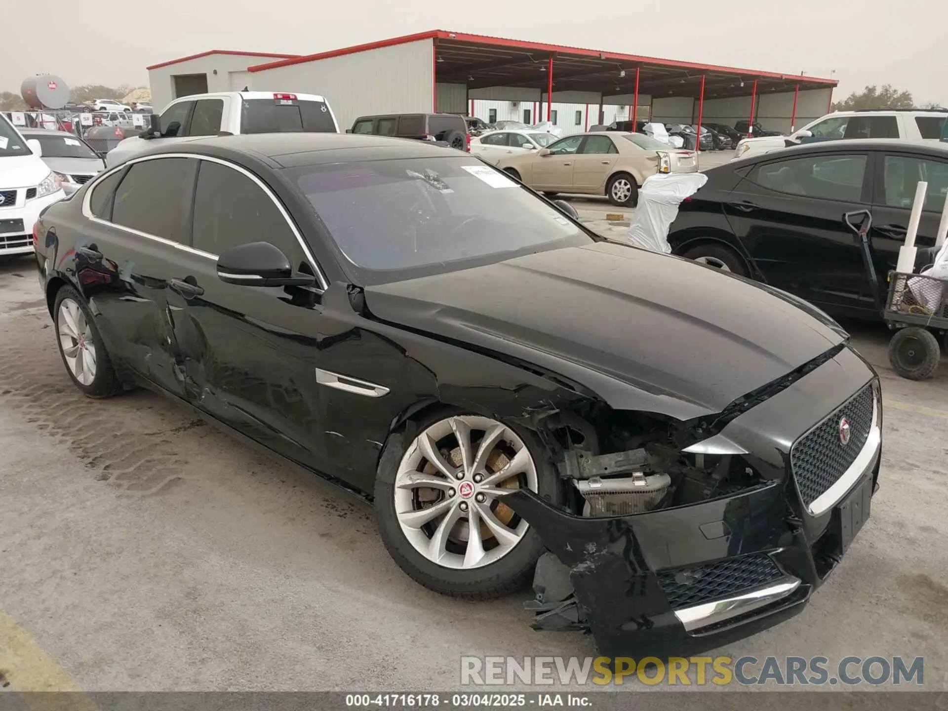 1 Фотография поврежденного автомобиля SAJBD4FX4KCY79210 JAGUAR XF 2019