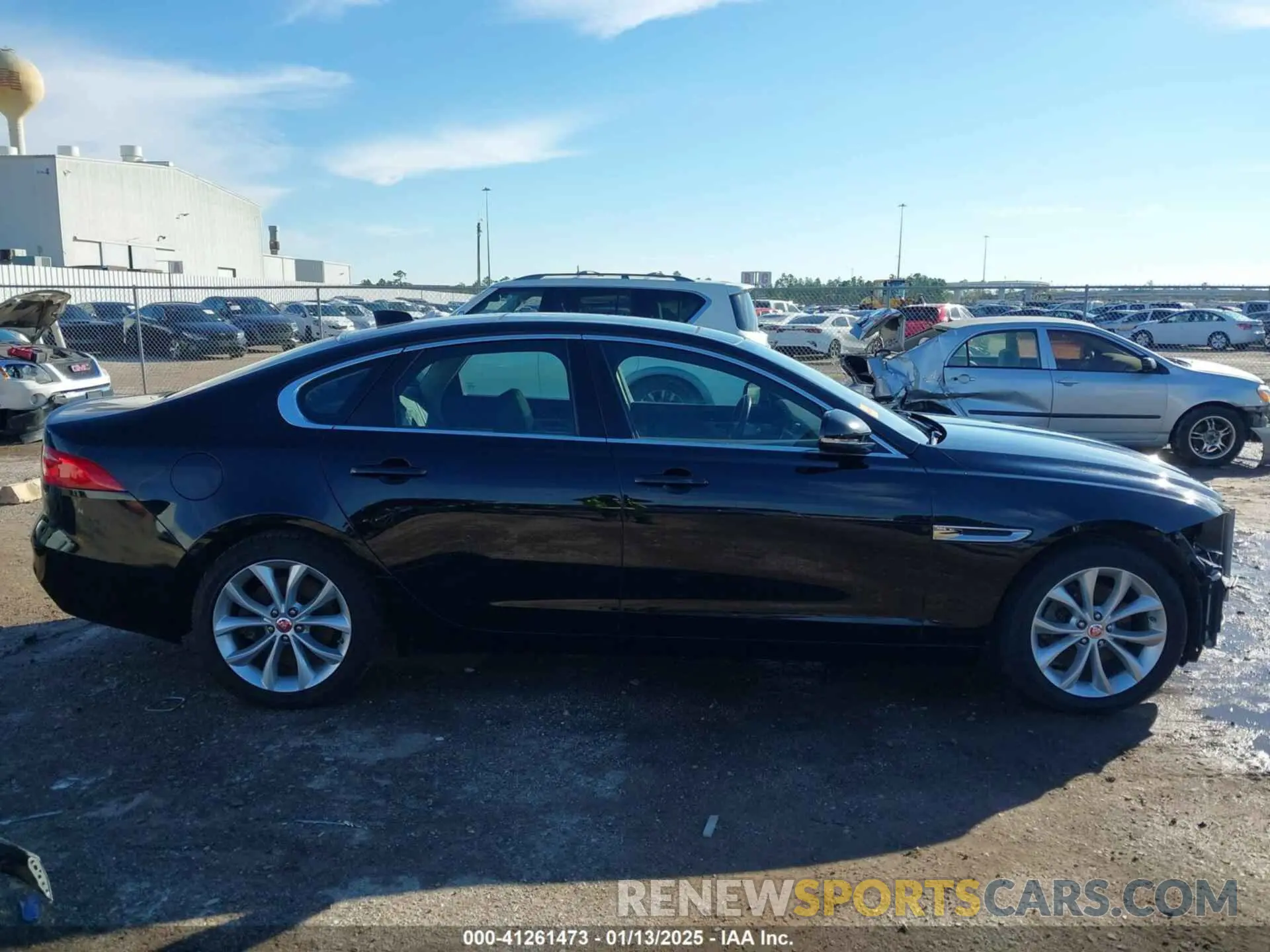 14 Фотография поврежденного автомобиля SAJBJ4FX5KCY78947 JAGUAR XF 2019