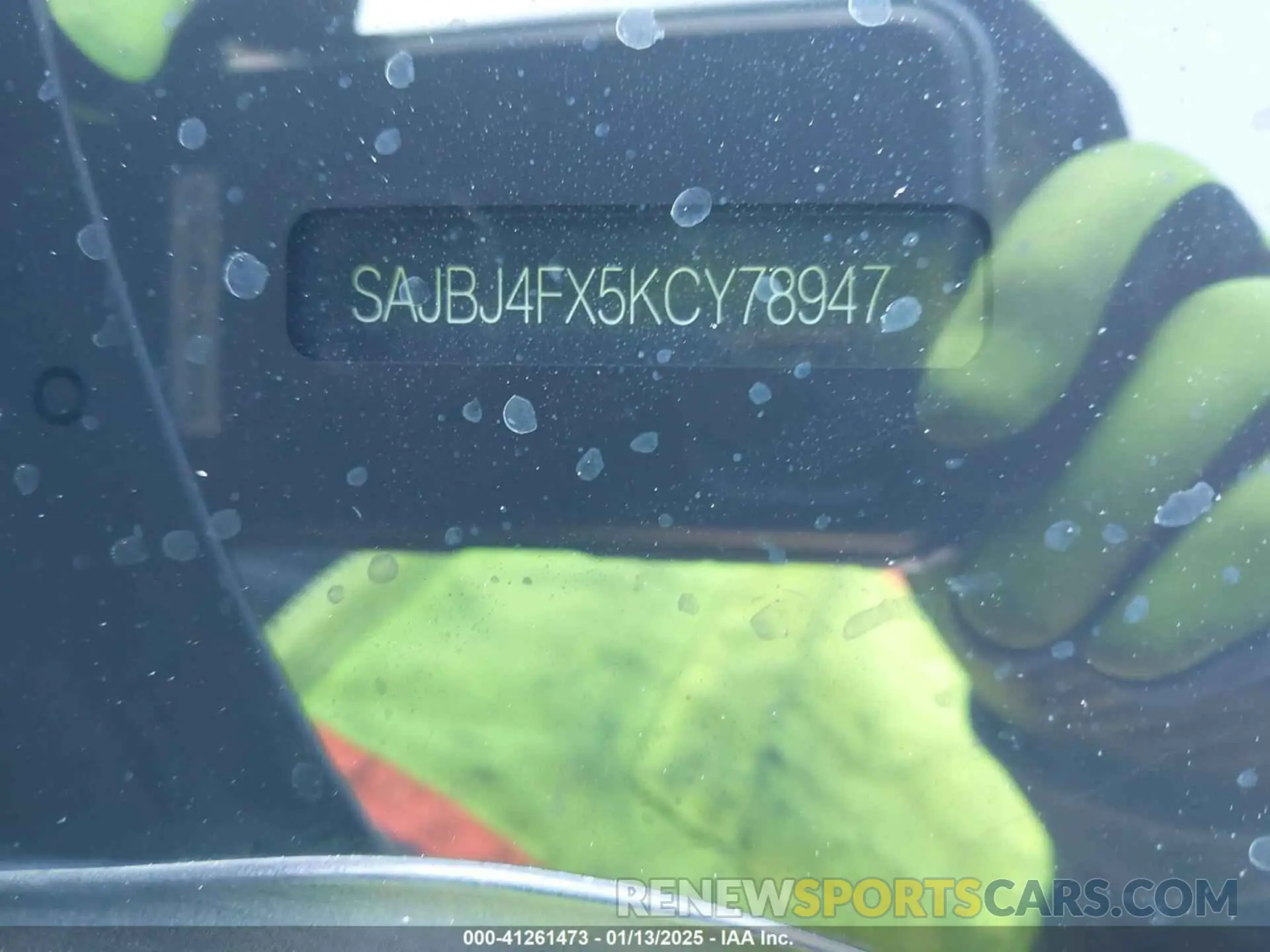 18 Фотография поврежденного автомобиля SAJBJ4FX5KCY78947 JAGUAR XF 2019