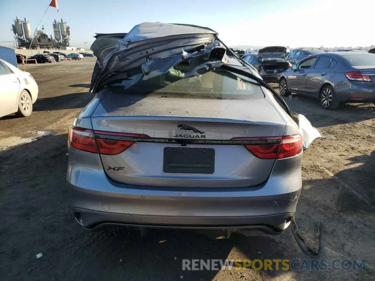 6 Photograph of a damaged car SAJBG4FX2MCY87848 JAGUAR XF 2021