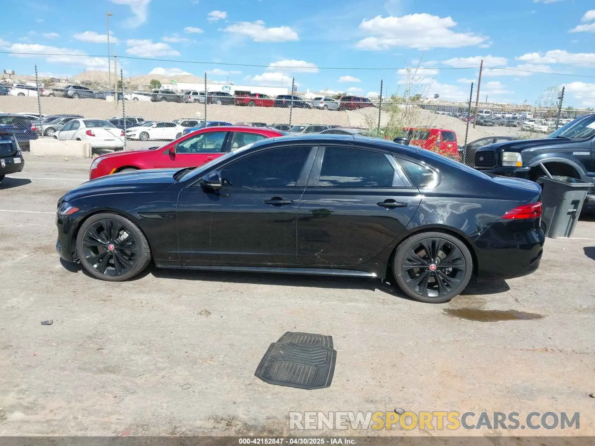 14 Photograph of a damaged car SAJBL4GX5MCY88213 JAGUAR XF 2021