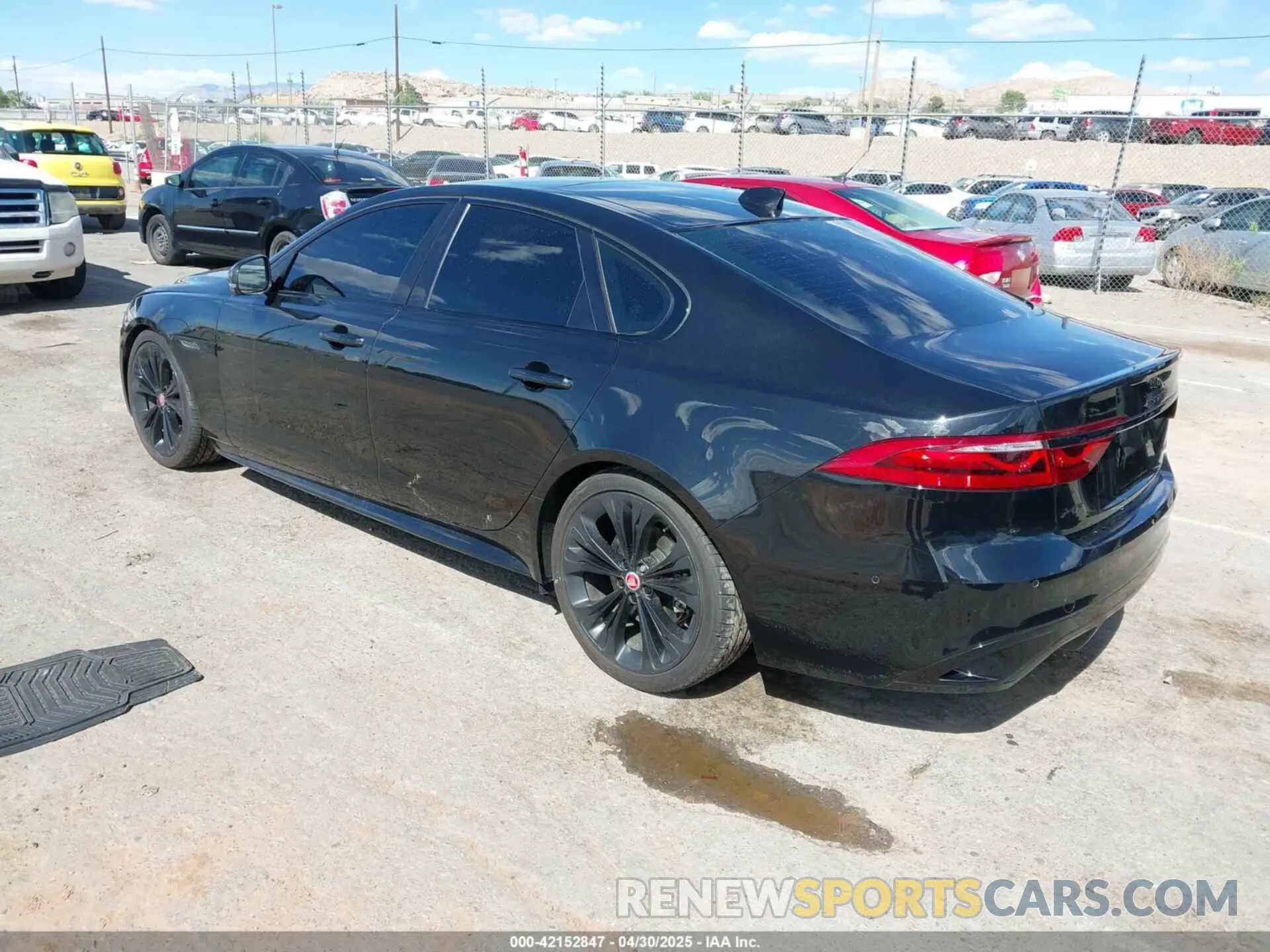 3 Photograph of a damaged car SAJBL4GX5MCY88213 JAGUAR XF 2021