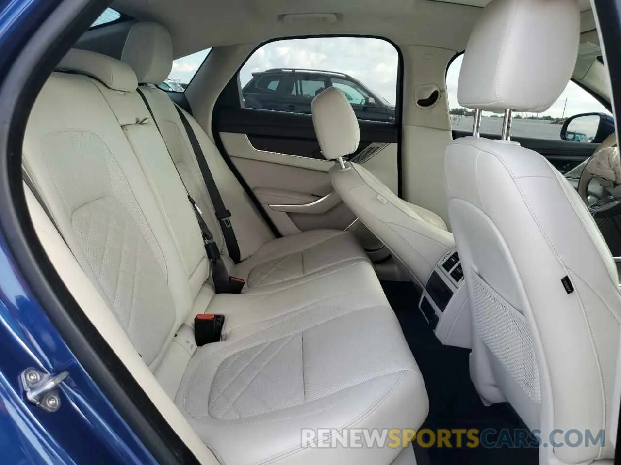 11 Фотография поврежденного автомобиля SAJBG4FX3NCY91294 JAGUAR XF 2022