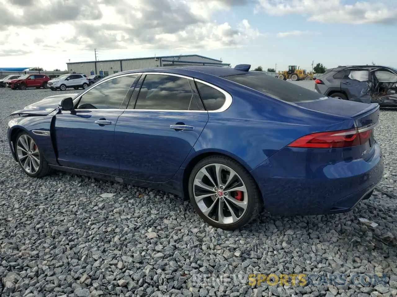 2 Фотография поврежденного автомобиля SAJBG4FX3NCY91294 JAGUAR XF 2022