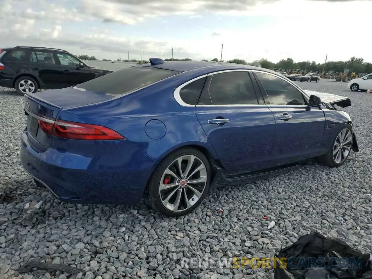 3 Фотография поврежденного автомобиля SAJBG4FX3NCY91294 JAGUAR XF 2022
