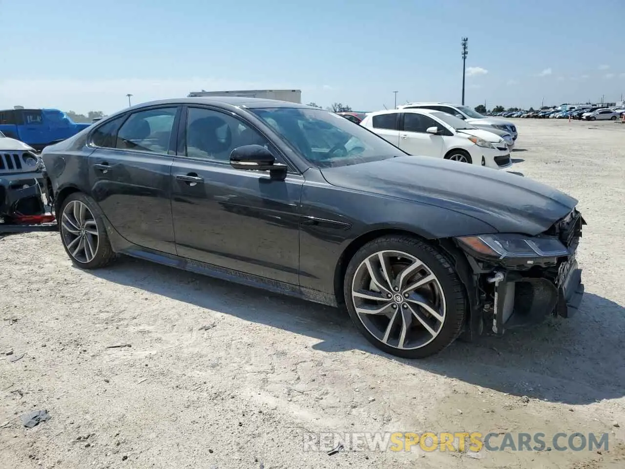 4 Фотография поврежденного автомобиля SAJB64FXXRCY94427 JAGUAR XF 2024