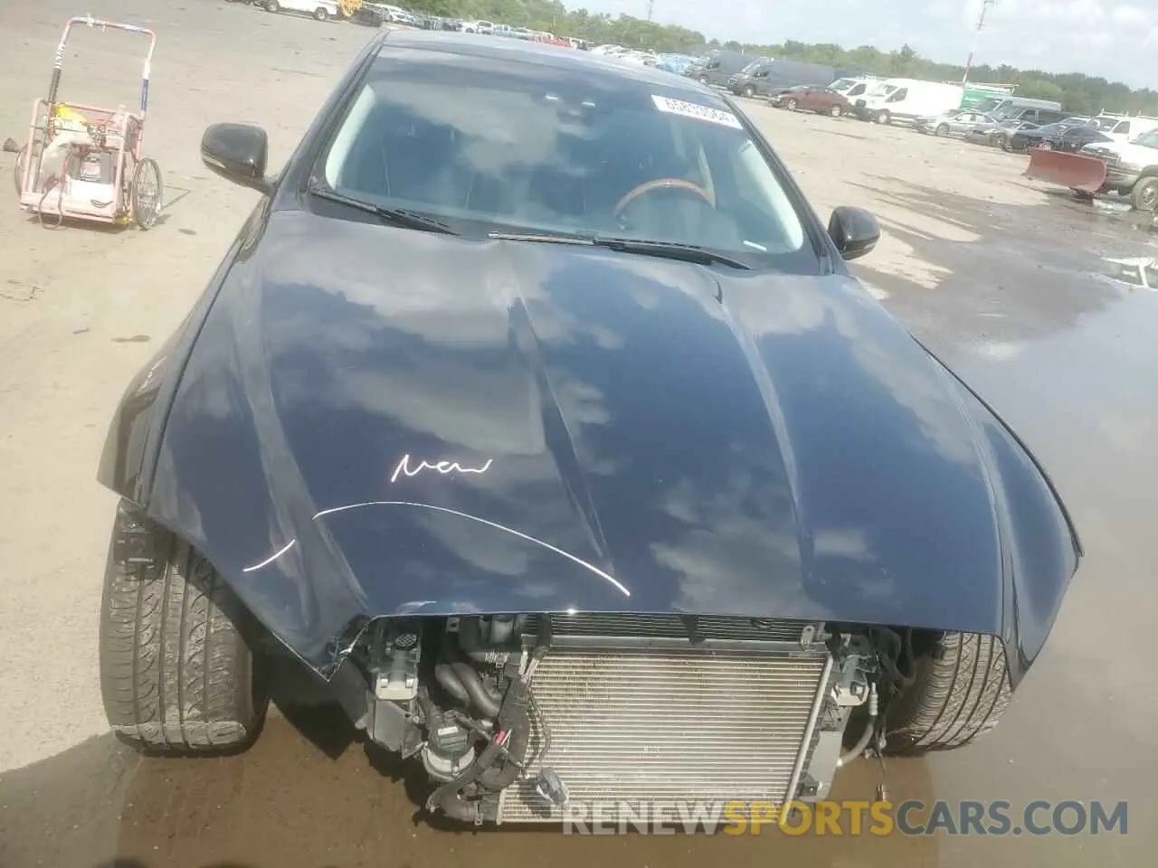5 Photograph of a damaged car SAJWA1C78K8W18453 JAGUAR XJ 2019