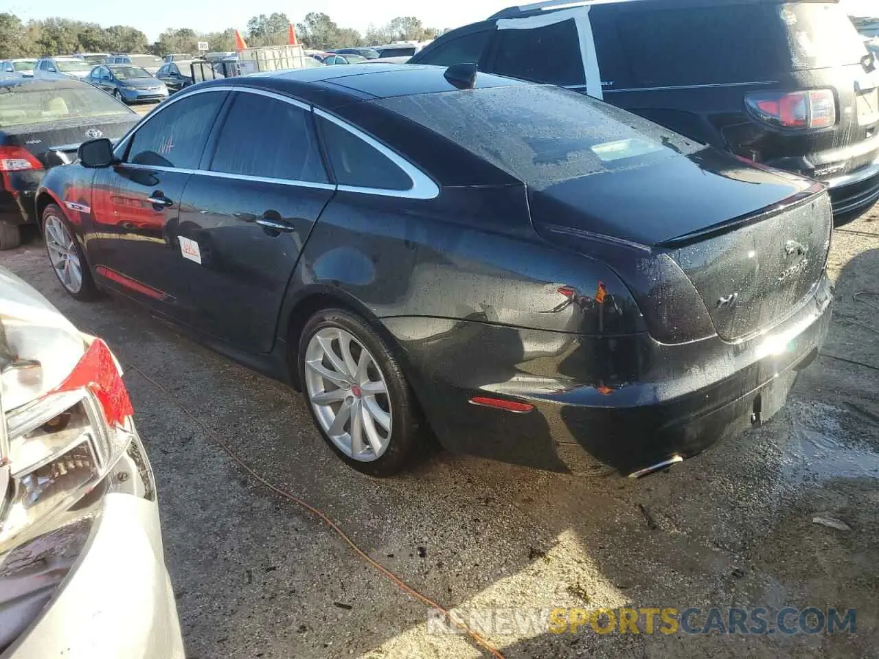 2 Photograph of a damaged car SAJWA1C78K8W21126 JAGUAR XJ 2019