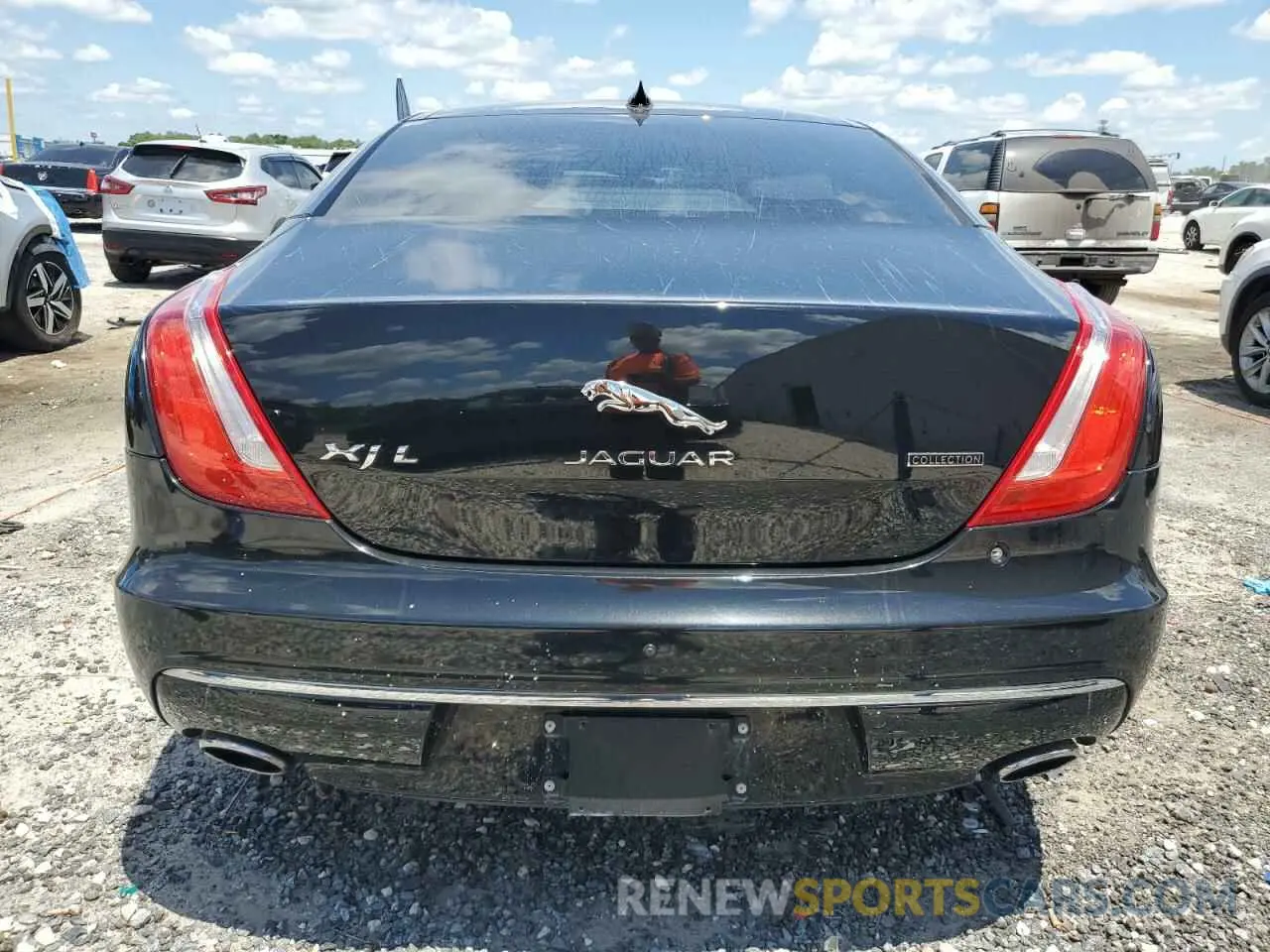 6 Фотография поврежденного автомобиля SAJWA2GE4KMW22490 JAGUAR XJ 2019