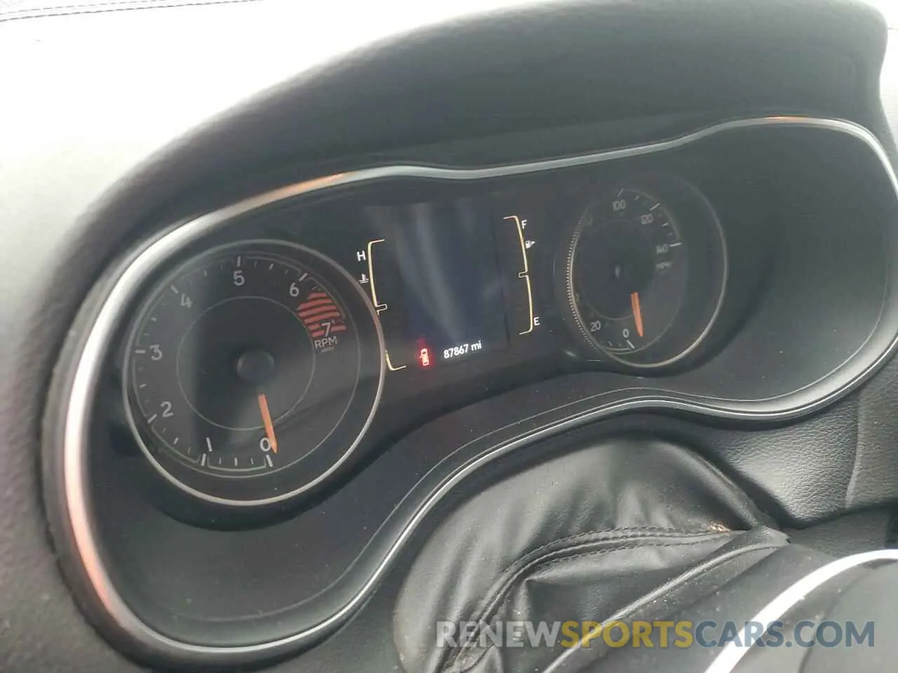 9 Photograph of a damaged car 1C4PJLCB9KD145320 JEEP ALL OTHER 2019