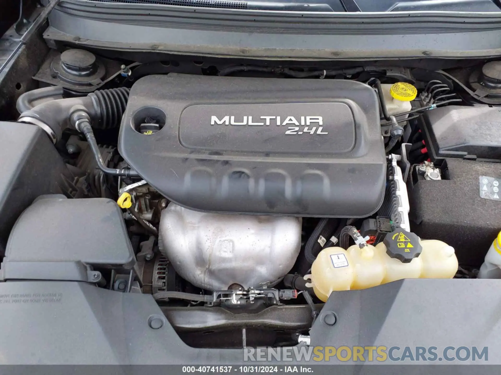 10 Фотография поврежденного автомобиля 1C4PJLCB0KD222477 JEEP CHEROKEE 2019