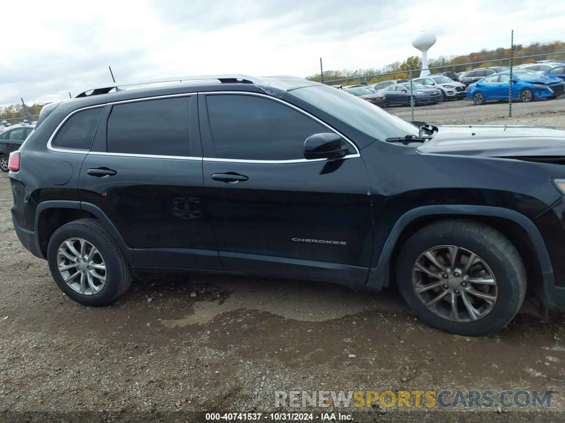 13 Фотография поврежденного автомобиля 1C4PJLCB0KD222477 JEEP CHEROKEE 2019