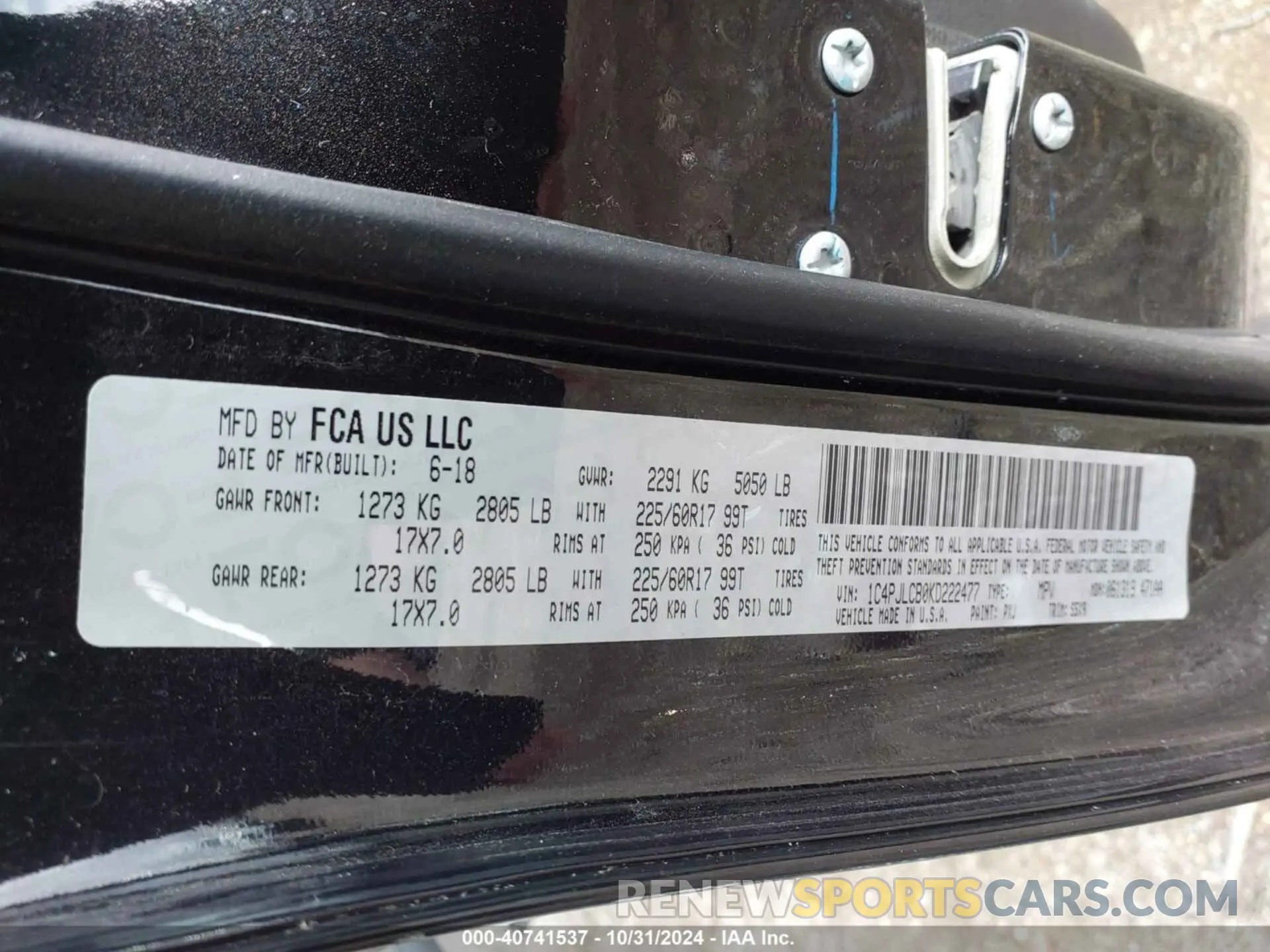 9 Фотография поврежденного автомобиля 1C4PJLCB0KD222477 JEEP CHEROKEE 2019