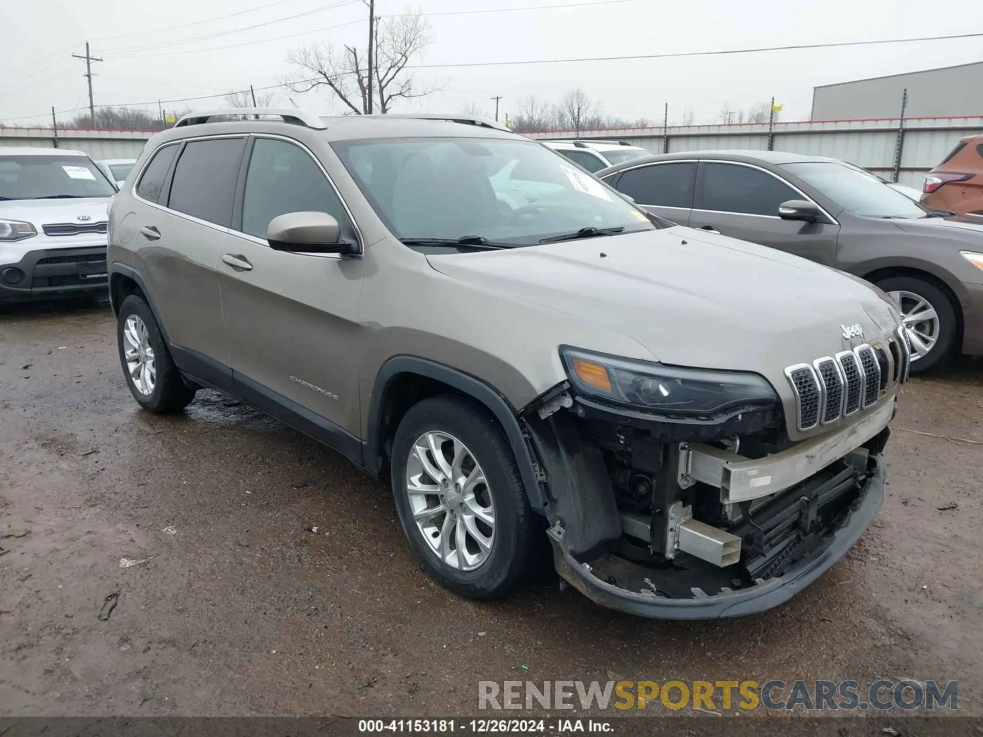 1 Фотография поврежденного автомобиля 1C4PJLCB0KD313331 JEEP CHEROKEE 2019