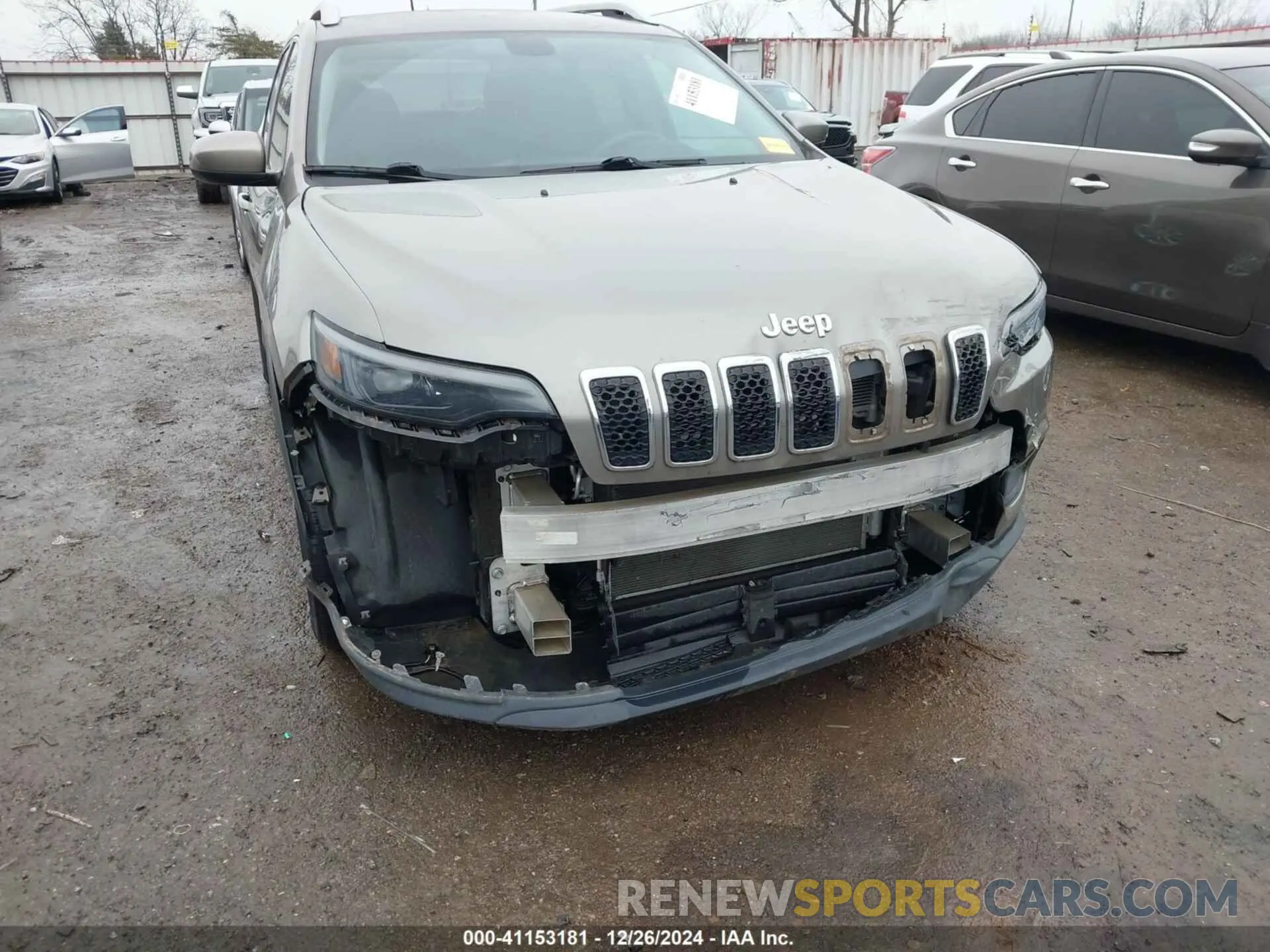 6 Фотография поврежденного автомобиля 1C4PJLCB0KD313331 JEEP CHEROKEE 2019