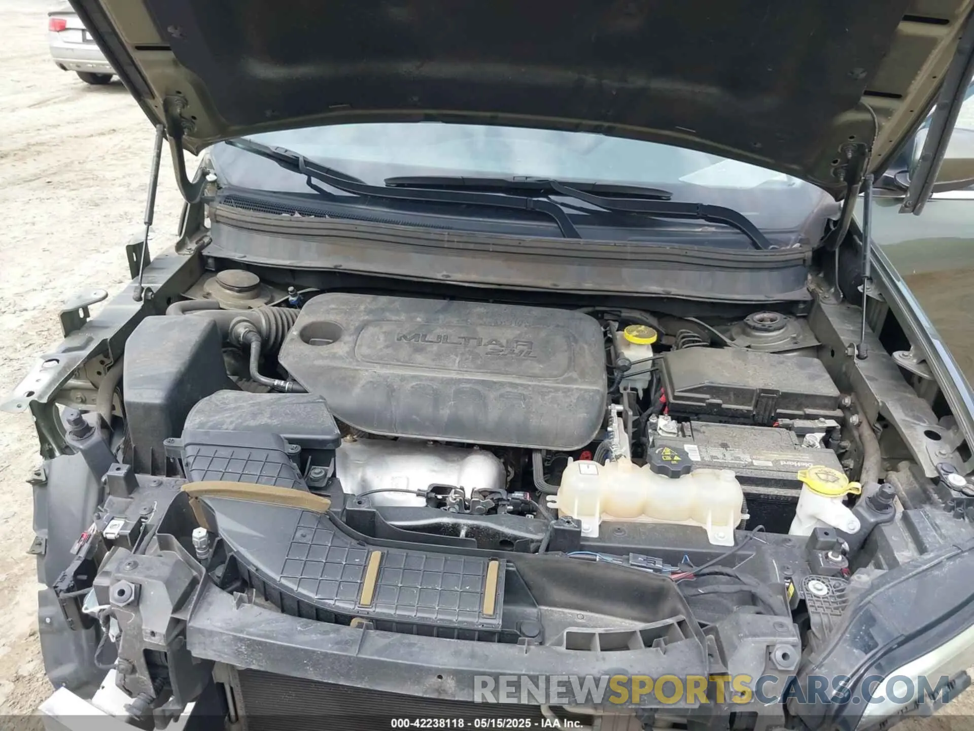 10 Фотография поврежденного автомобиля 1C4PJLCB0KD357703 JEEP CHEROKEE 2019