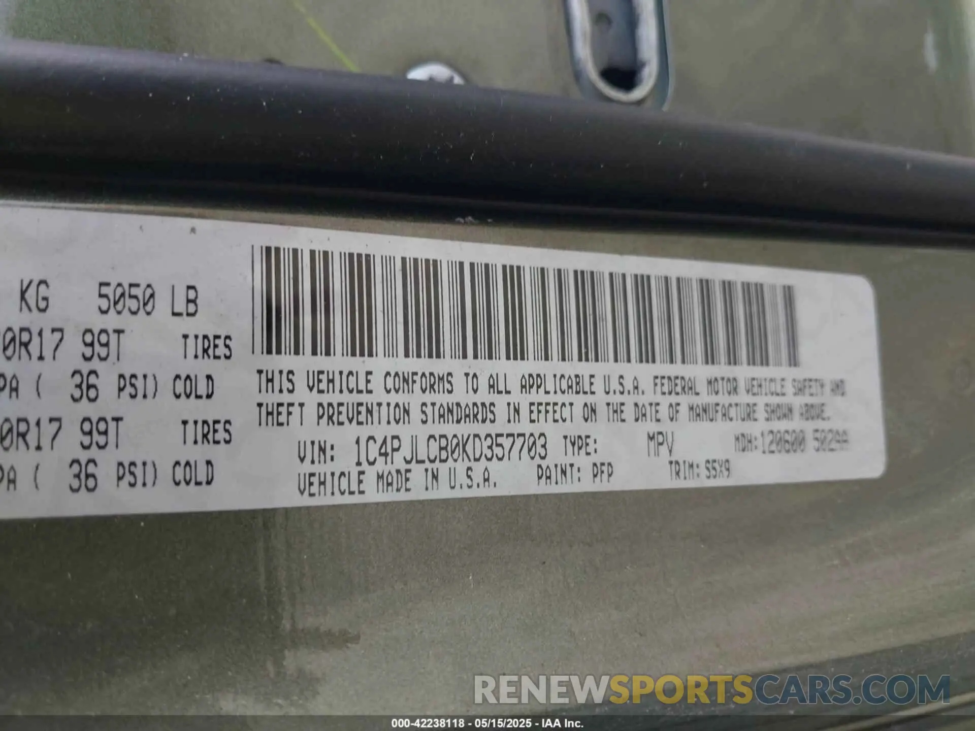 9 Фотография поврежденного автомобиля 1C4PJLCB0KD357703 JEEP CHEROKEE 2019