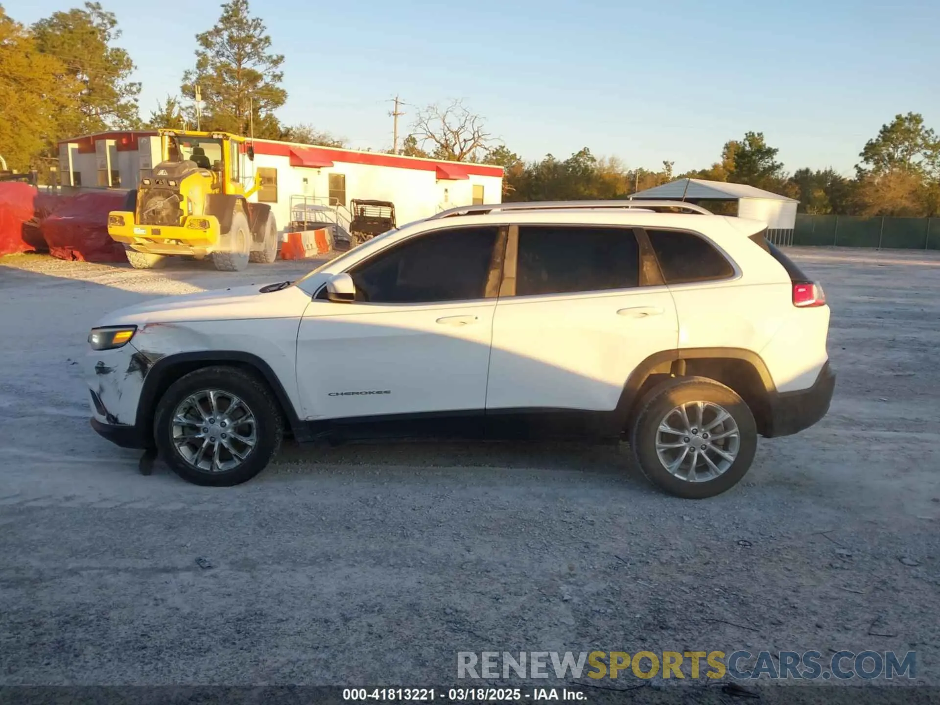 14 Фотография поврежденного автомобиля 1C4PJLCB1KD128463 JEEP CHEROKEE 2019