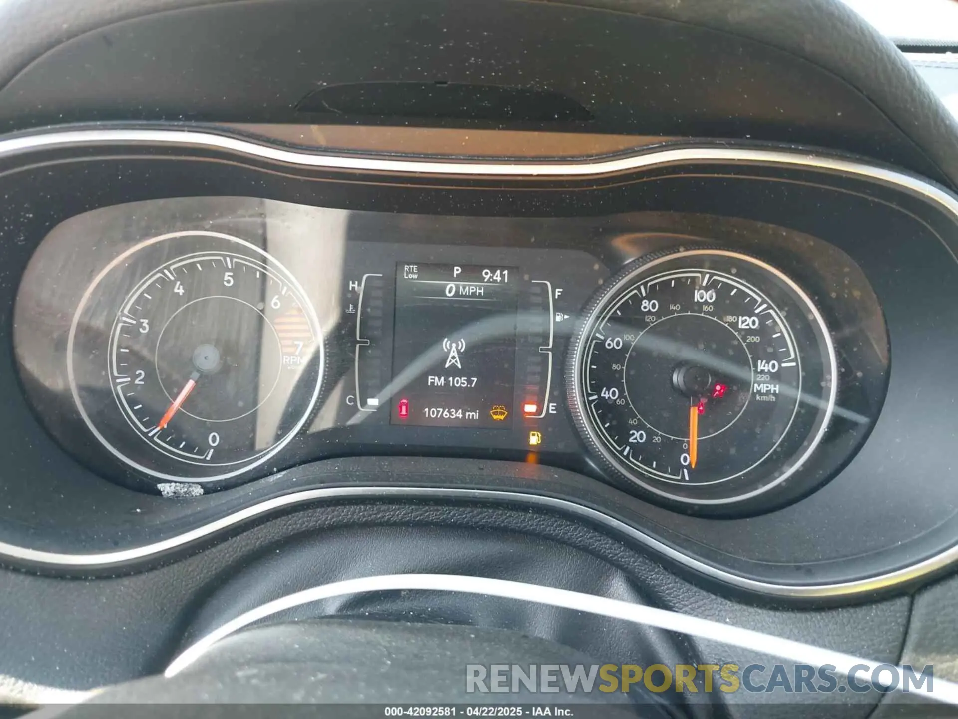 7 Фотография поврежденного автомобиля 1C4PJLCB3KD175557 JEEP CHEROKEE 2019