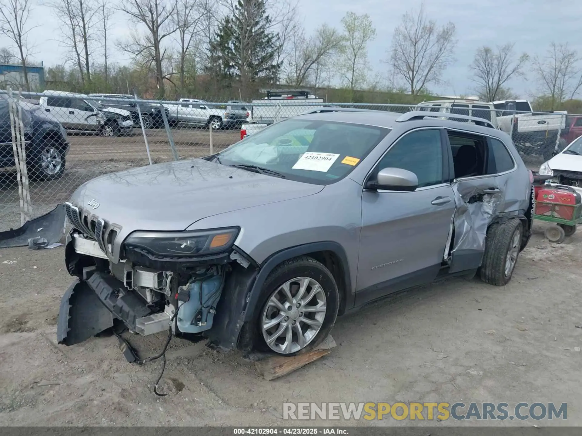 2 Фотография поврежденного автомобиля 1C4PJLCB6KD159997 JEEP CHEROKEE 2019