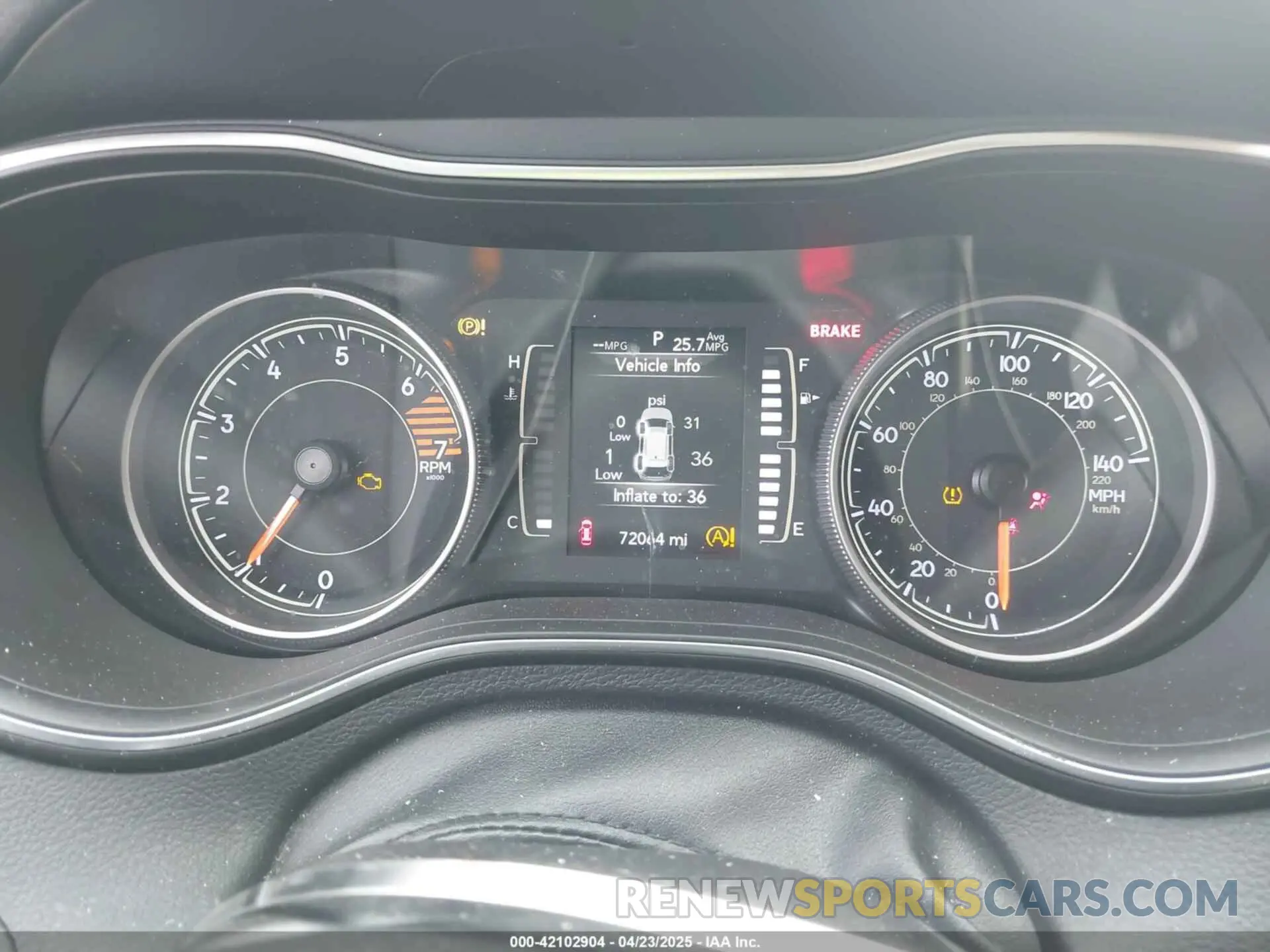 7 Фотография поврежденного автомобиля 1C4PJLCB6KD159997 JEEP CHEROKEE 2019