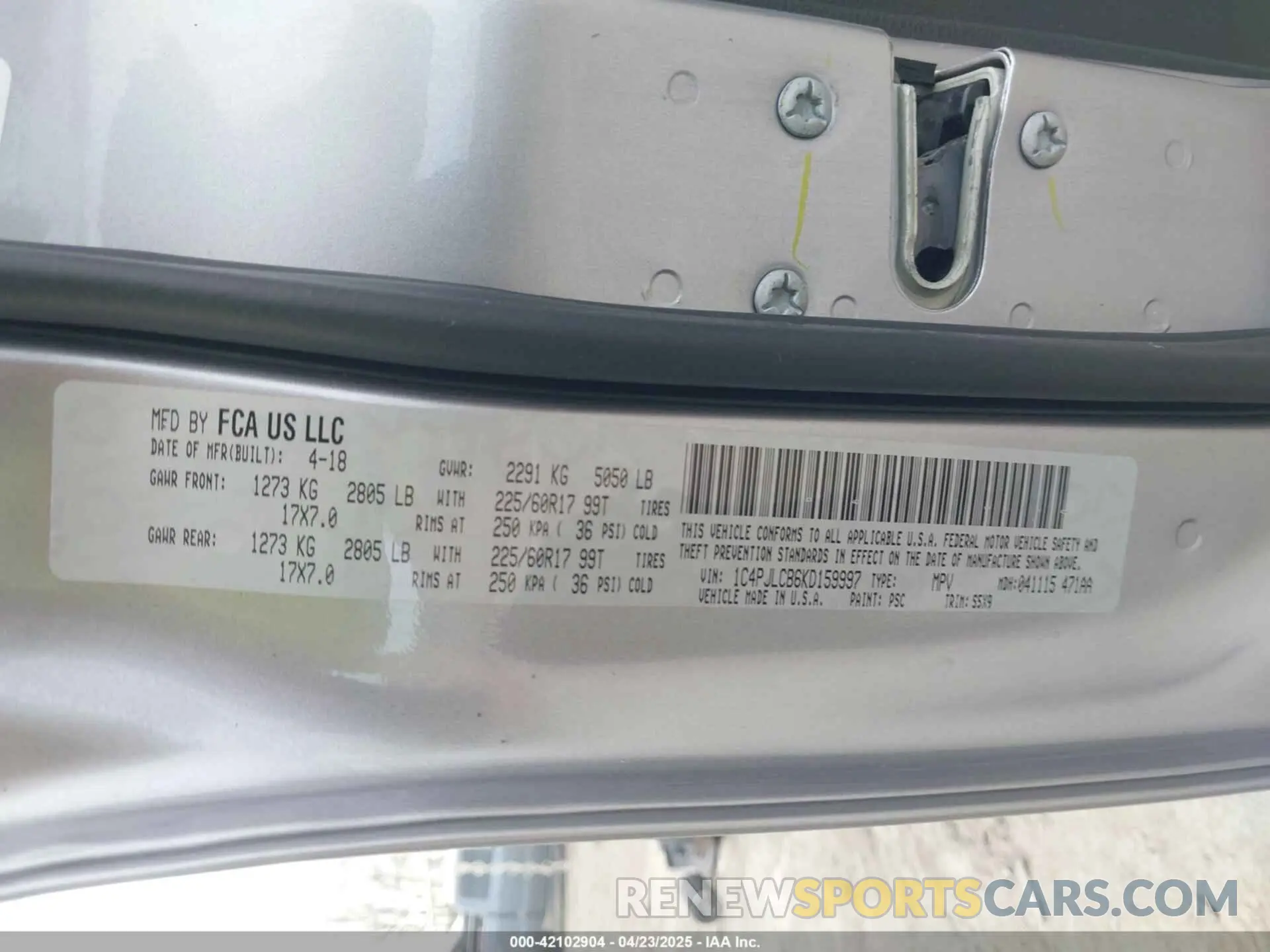 9 Фотография поврежденного автомобиля 1C4PJLCB6KD159997 JEEP CHEROKEE 2019