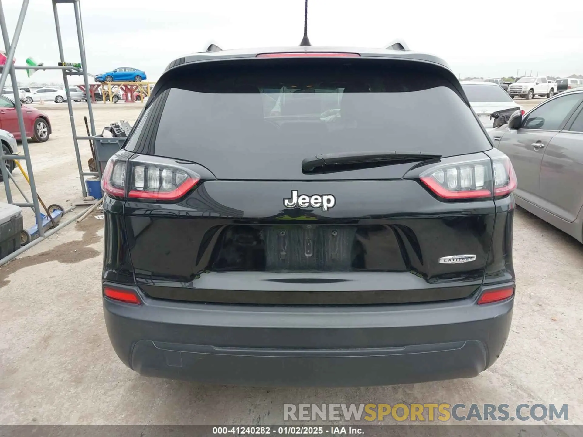 16 Photograph of a damaged car 1C4PJLCB6KD357821 JEEP CHEROKEE 2019