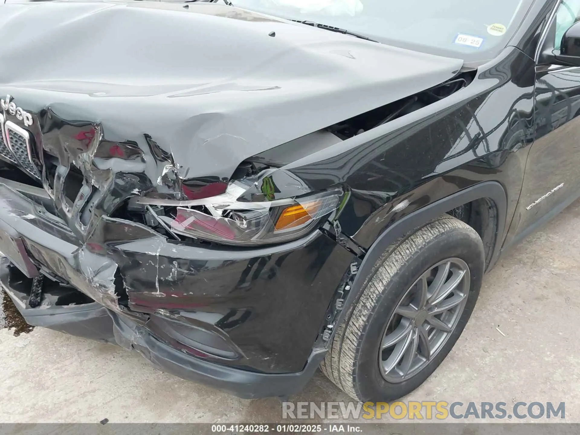 6 Photograph of a damaged car 1C4PJLCB6KD357821 JEEP CHEROKEE 2019