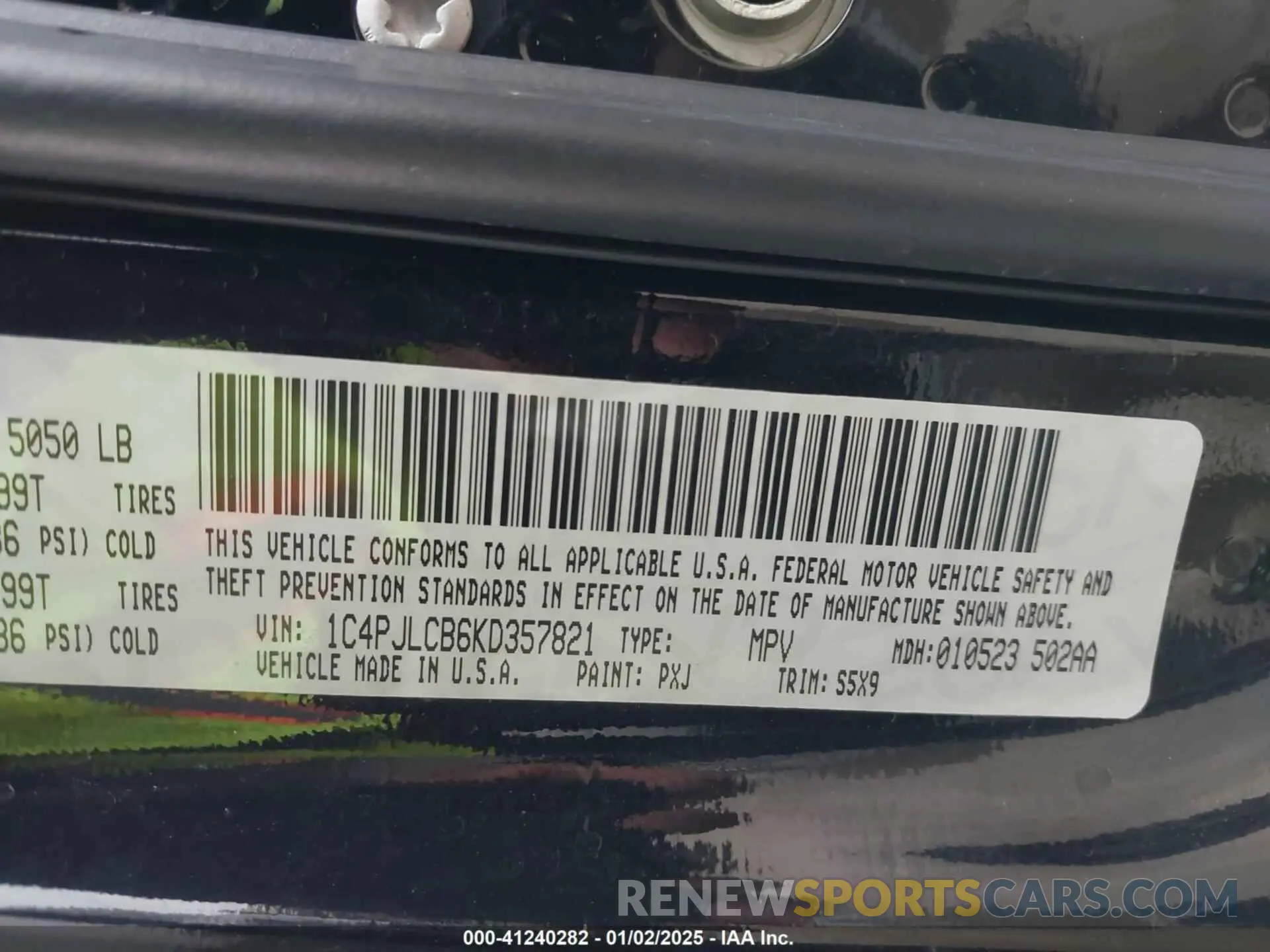 9 Photograph of a damaged car 1C4PJLCB6KD357821 JEEP CHEROKEE 2019