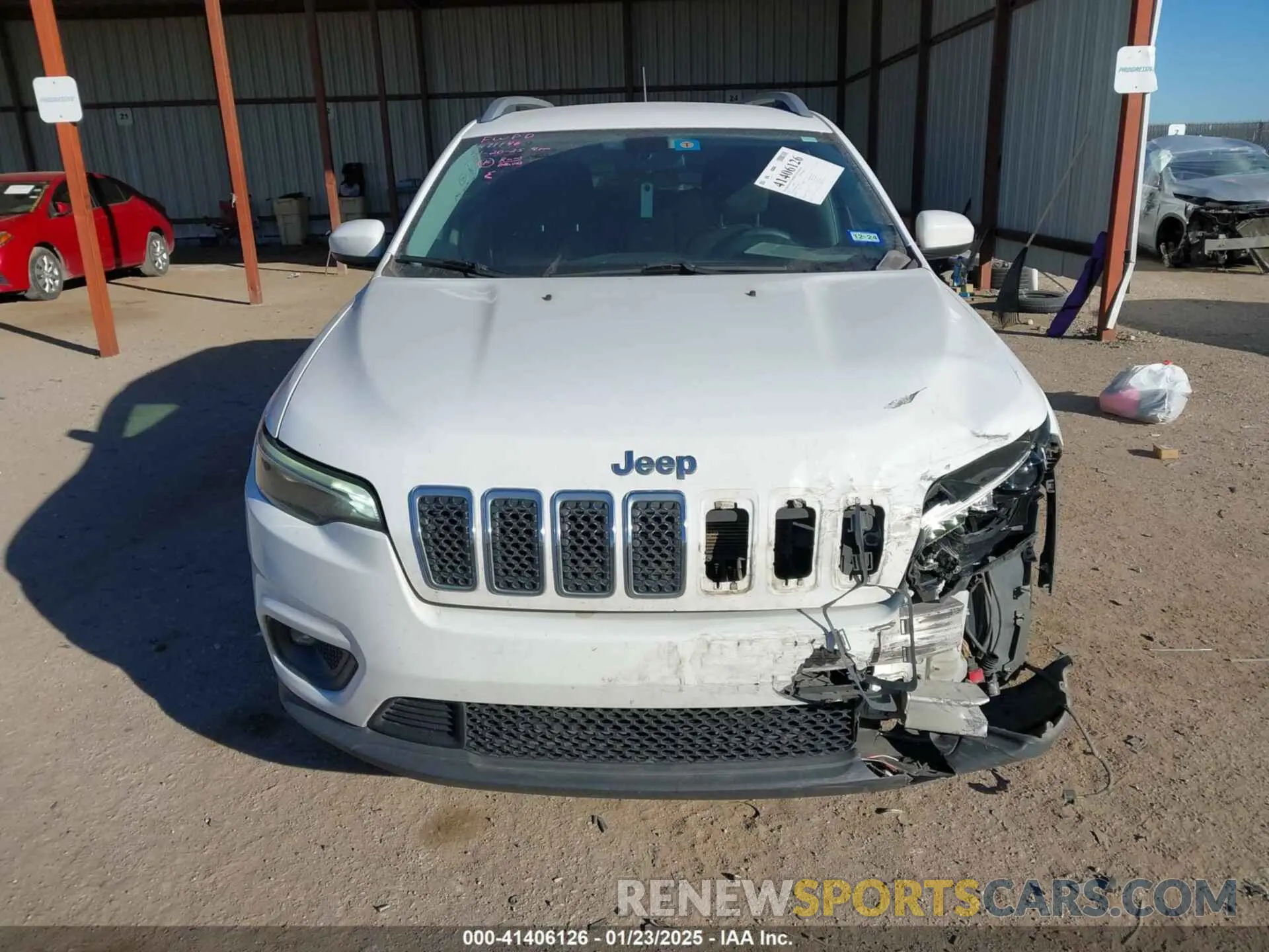 12 Photograph of a damaged car 1C4PJLCB6KD373470 JEEP CHEROKEE 2019