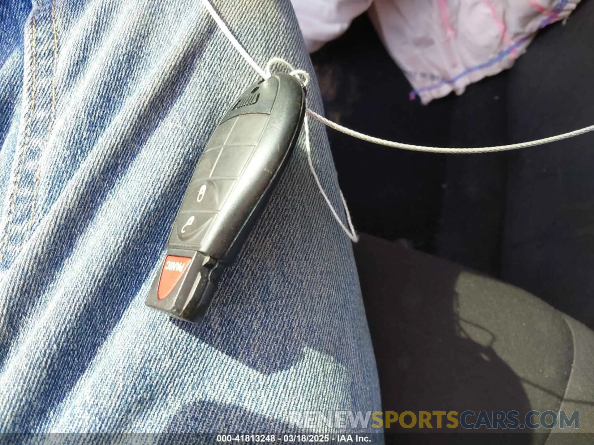 11 Photograph of a damaged car 1C4PJLCB7KD331955 JEEP CHEROKEE 2019