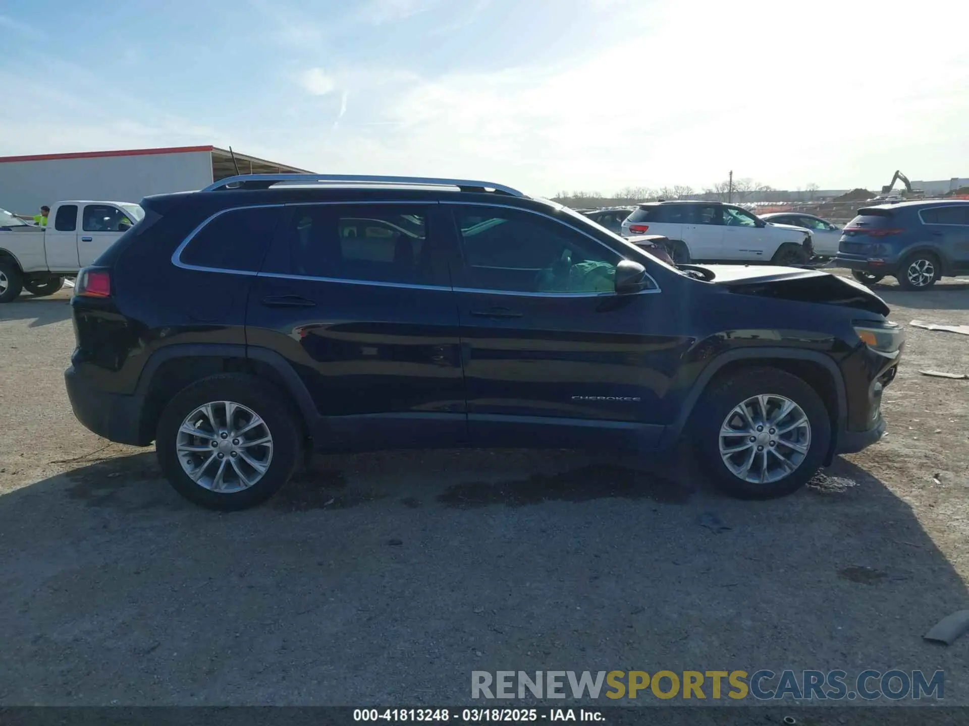 13 Photograph of a damaged car 1C4PJLCB7KD331955 JEEP CHEROKEE 2019